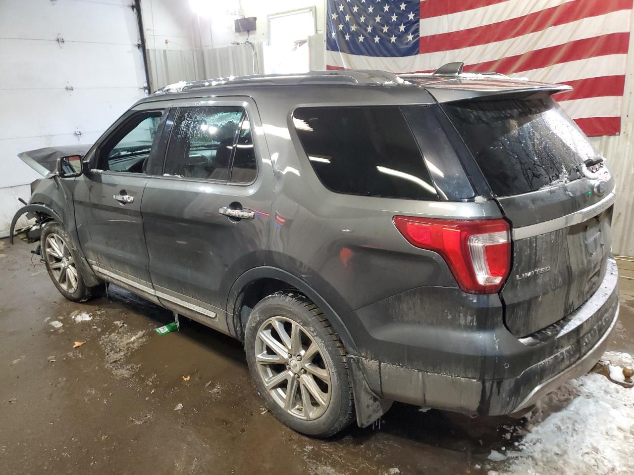2016 Ford Explorer VIN 1FM5K8F87GGC49405 Copart auction photo, front end / minor dent/scratches damage thumbnail 2