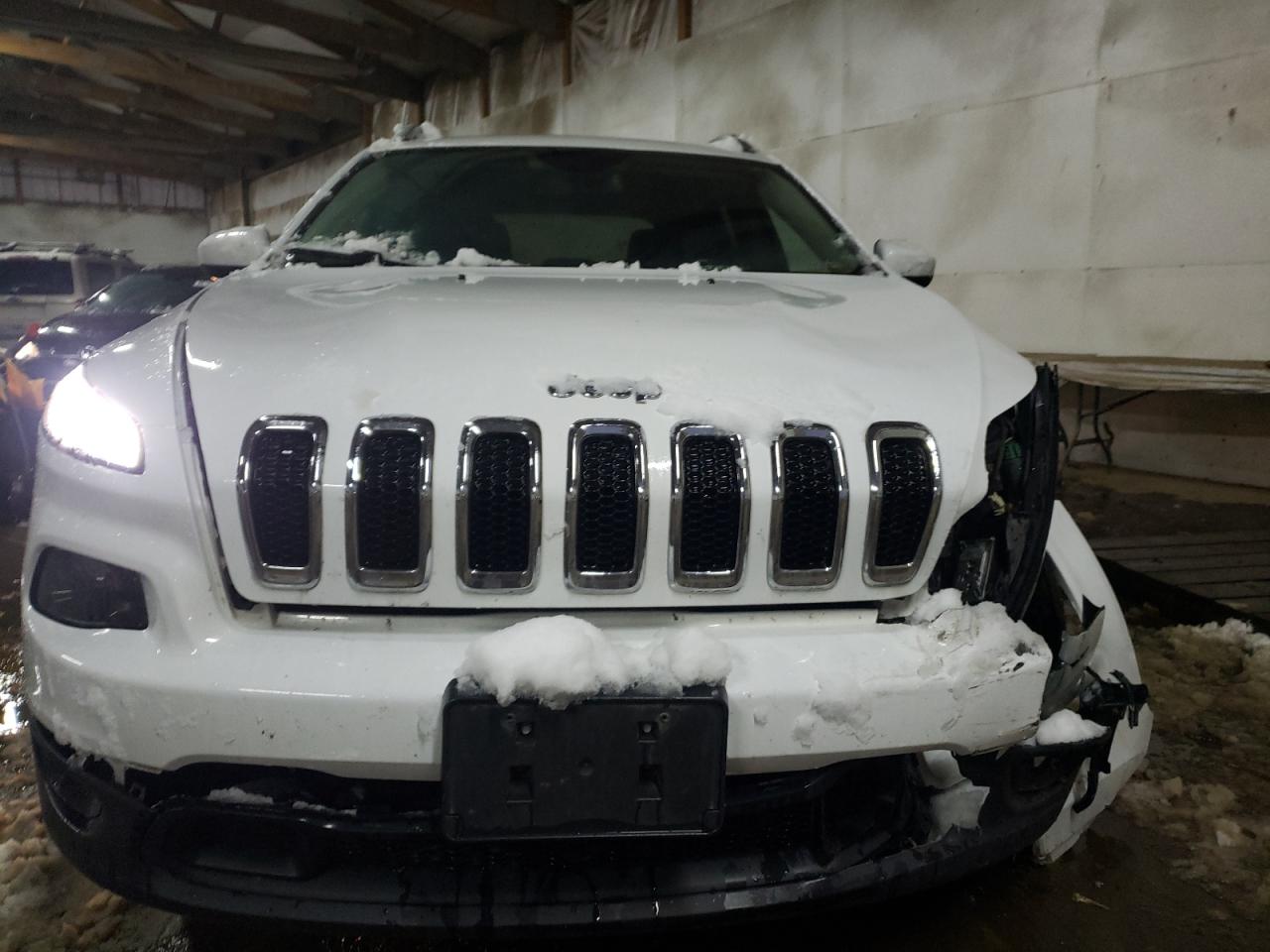 2015 Jeep Grand Cherokee VIN 1C4PJMCS6FW745731 Copart auction photo, front end damage thumbnail 5