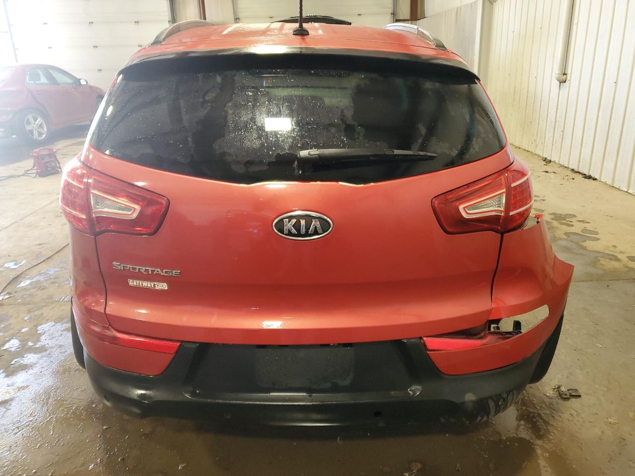 2011 KIA Sportage VIN KNDPBCA25B7061980 Copart auction photo, side / undercarriage damage thumbnail 6
