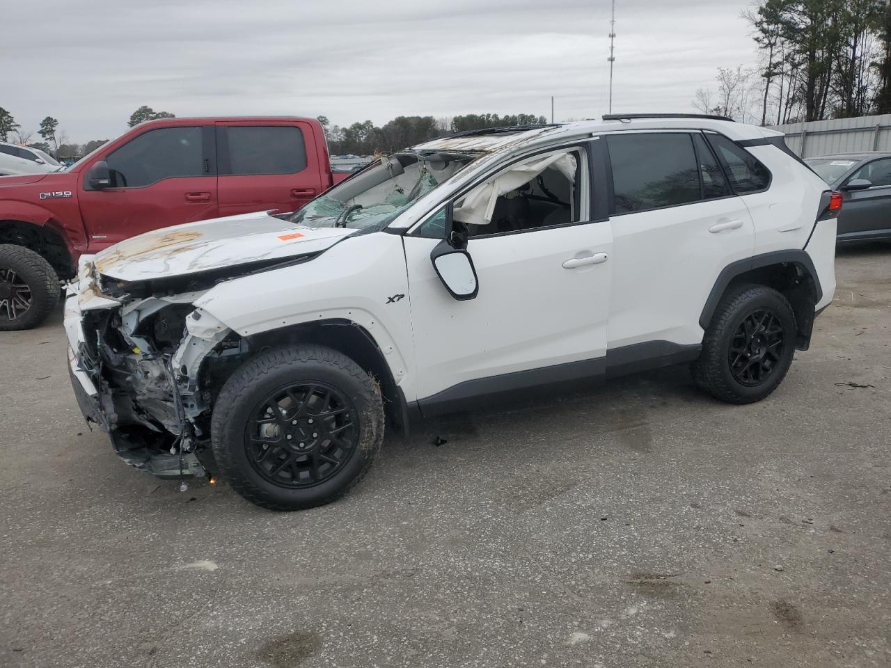 2024 Toyota RAV 4 VIN 2T3W1RFV5RC264694
