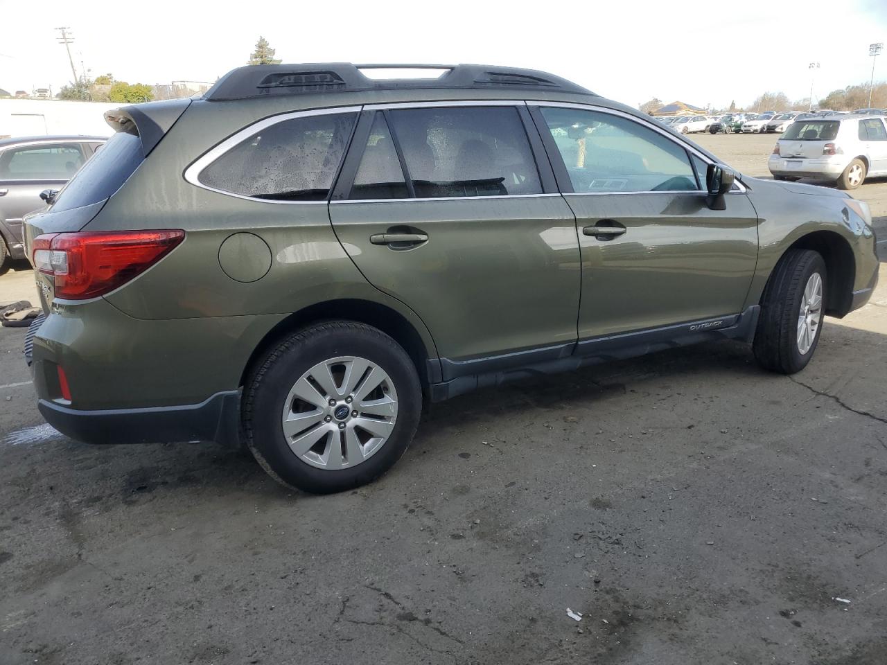 2015 Subaru Outback VIN 4S4BSACC1F3306903 Copart auction photo, rear end damage thumbnail 3