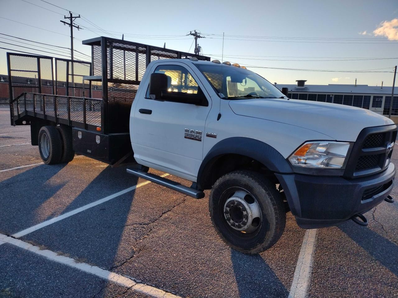 2016 RAM 5500 VIN 3C7WRMCJ4GG261524 - Copart auction photo