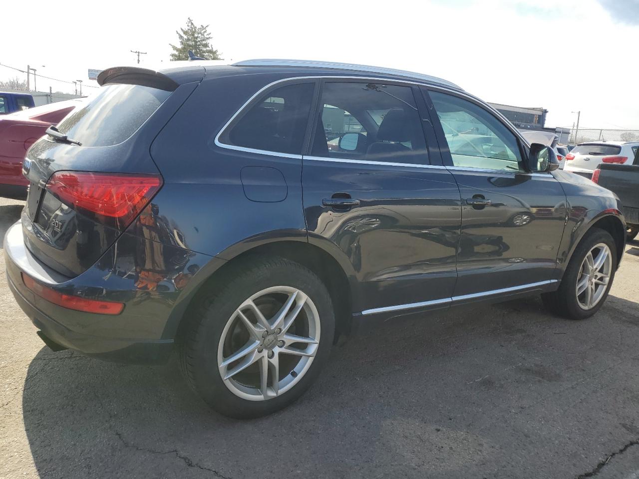 2013 Audi Q5 VIN WA1LFAFP1DA006065 Copart auction photo, minor dent/scratches damage thumbnail 3