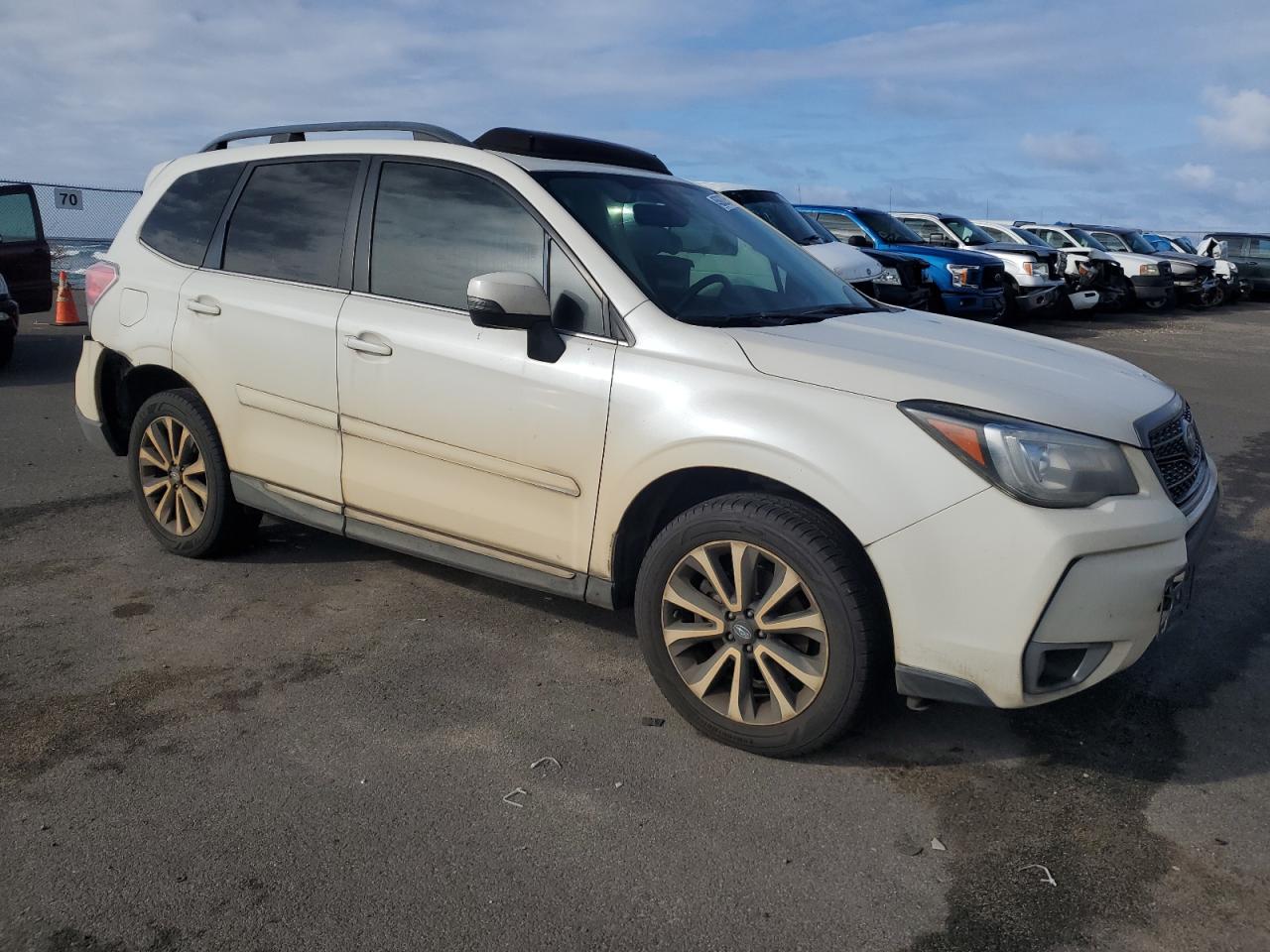 2017 Subaru Forester VIN JF2SJGWC2HH567597 Copart auction photo, rear end damage thumbnail 4