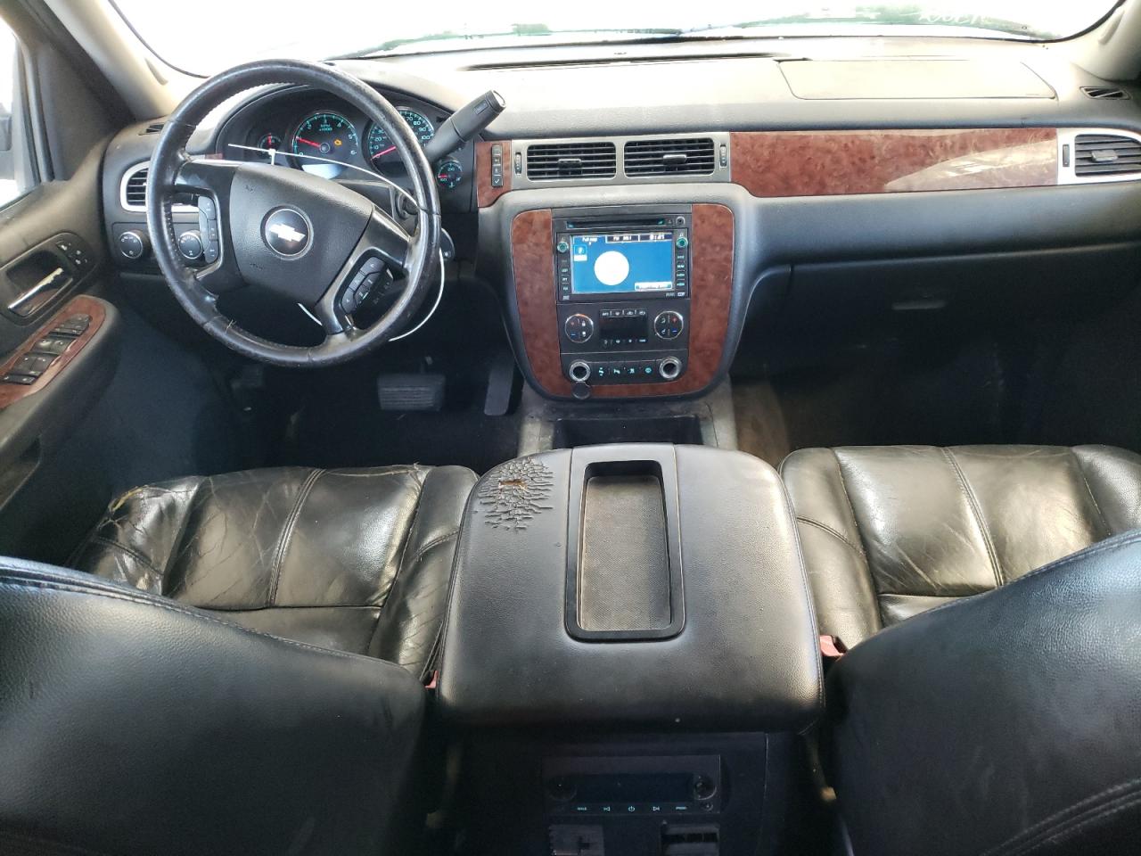 2007 Chevrolet Avalanche VIN 3GNFK12397G152339 Copart auction photo, front end / minor dent/scratches damage thumbnail 8
