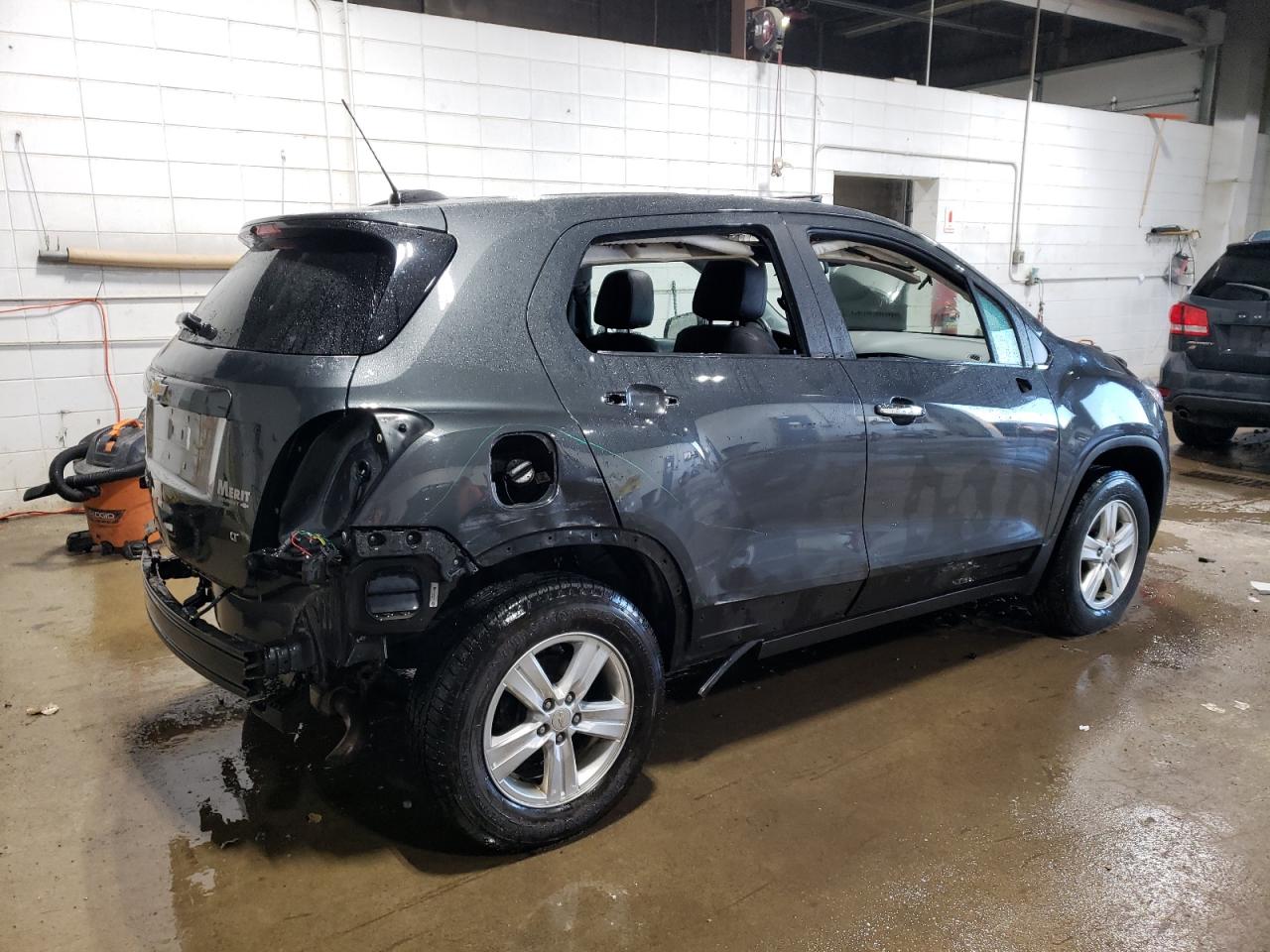 2017 Chevrolet Trax VIN 3GNCJPSB2HL289583 Copart auction photo, rear end / side damage thumbnail 3