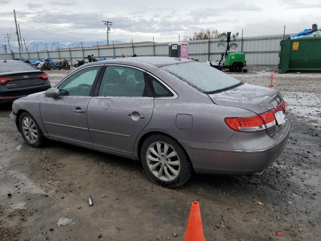 2007 Hyundai Azera VIN KMHFC46F47A243752 Copart auction photo, all over damage thumbnail 2