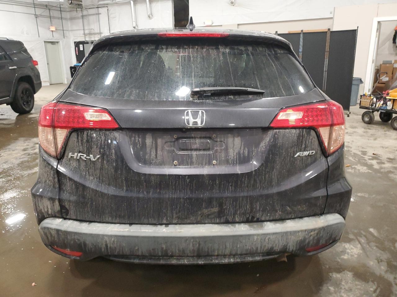 2018 Honda HR-V VIN 3CZRU6H56JM728929 Copart auction photo, front end / minor dent/scratches damage thumbnail 6