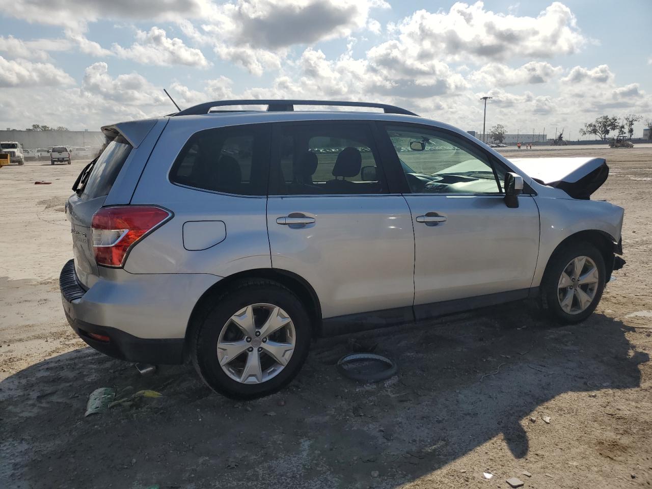 2014 Subaru Forester VIN JF2SJAHC7EH543429 Copart auction photo, front end damage thumbnail 3