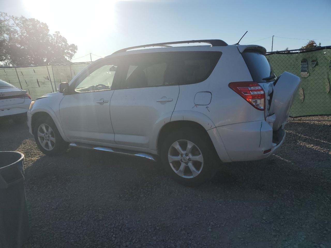 2009 Toyota RAV 4 VIN JTMZK31V095025414 Copart auction photo, front end / rear end damage thumbnail 2