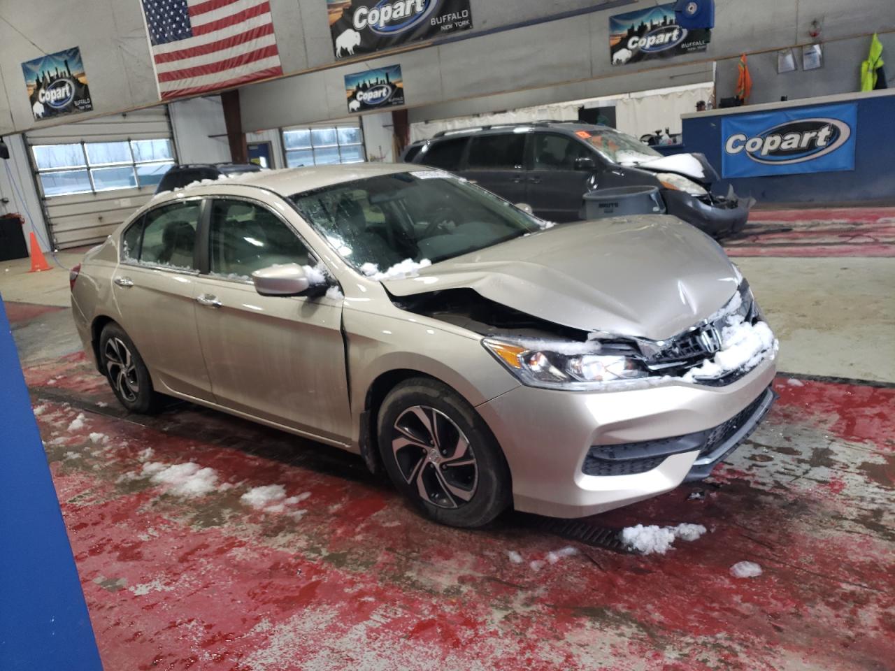 2016 Honda Accord VIN 1HGCR2F35GA009959 Copart auction photo, front end damage thumbnail 4