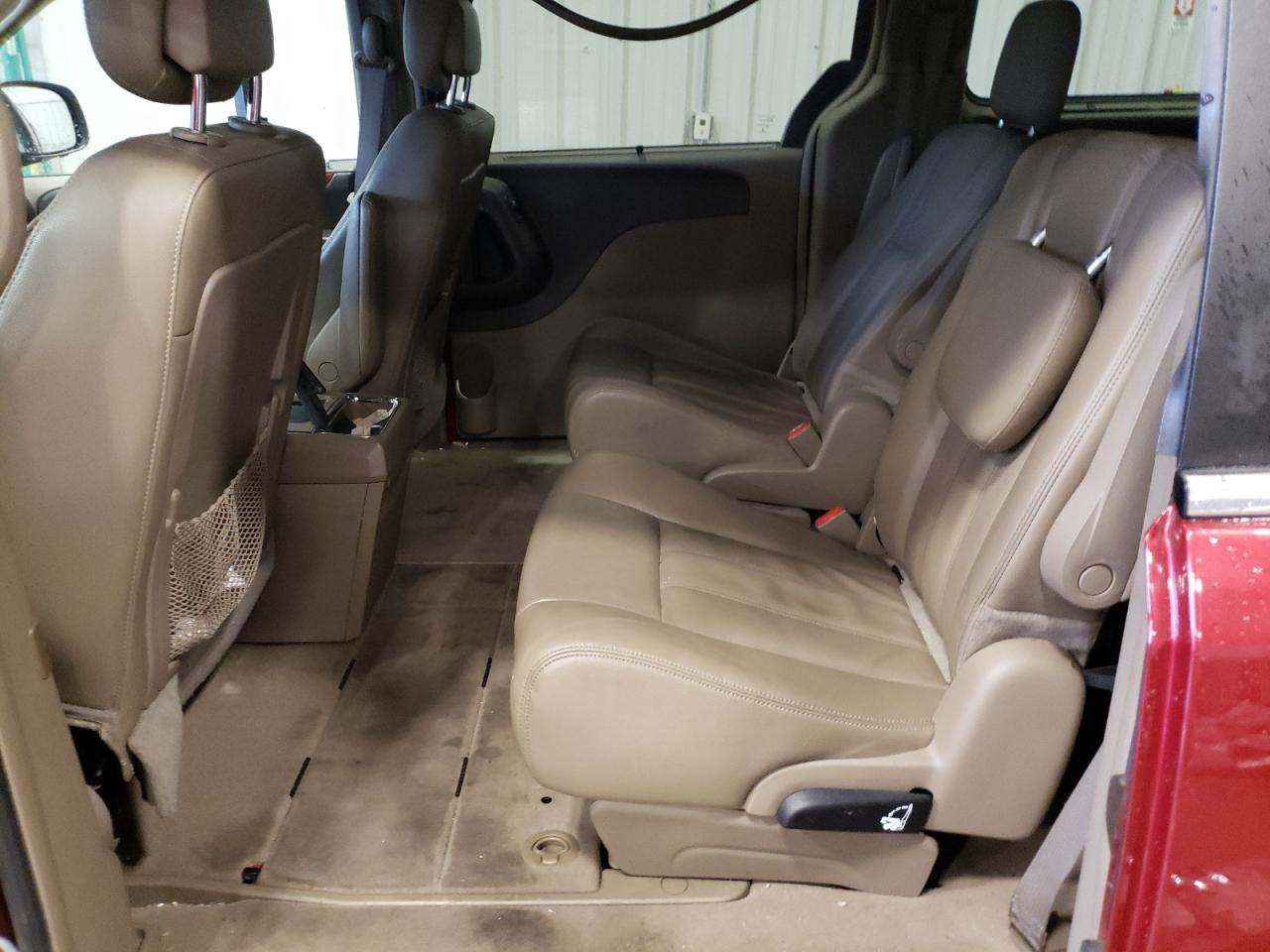 2015 Chrysler Town & Country VIN 2C4RC1BG9FR628572 Copart auction photo, front end / side damage thumbnail 10