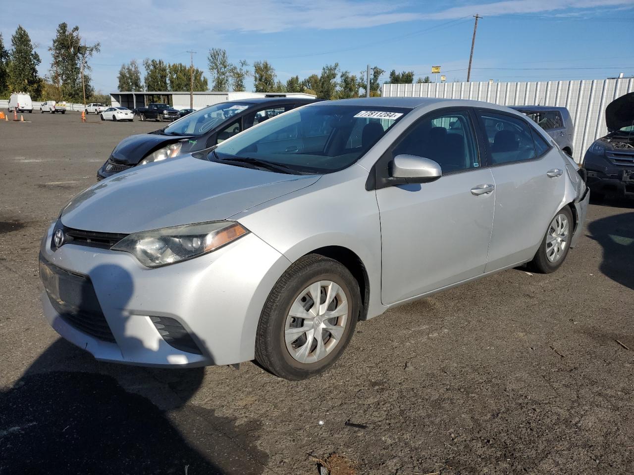 2015 Toyota Corolla VIN 5YFBURHE2FP257113