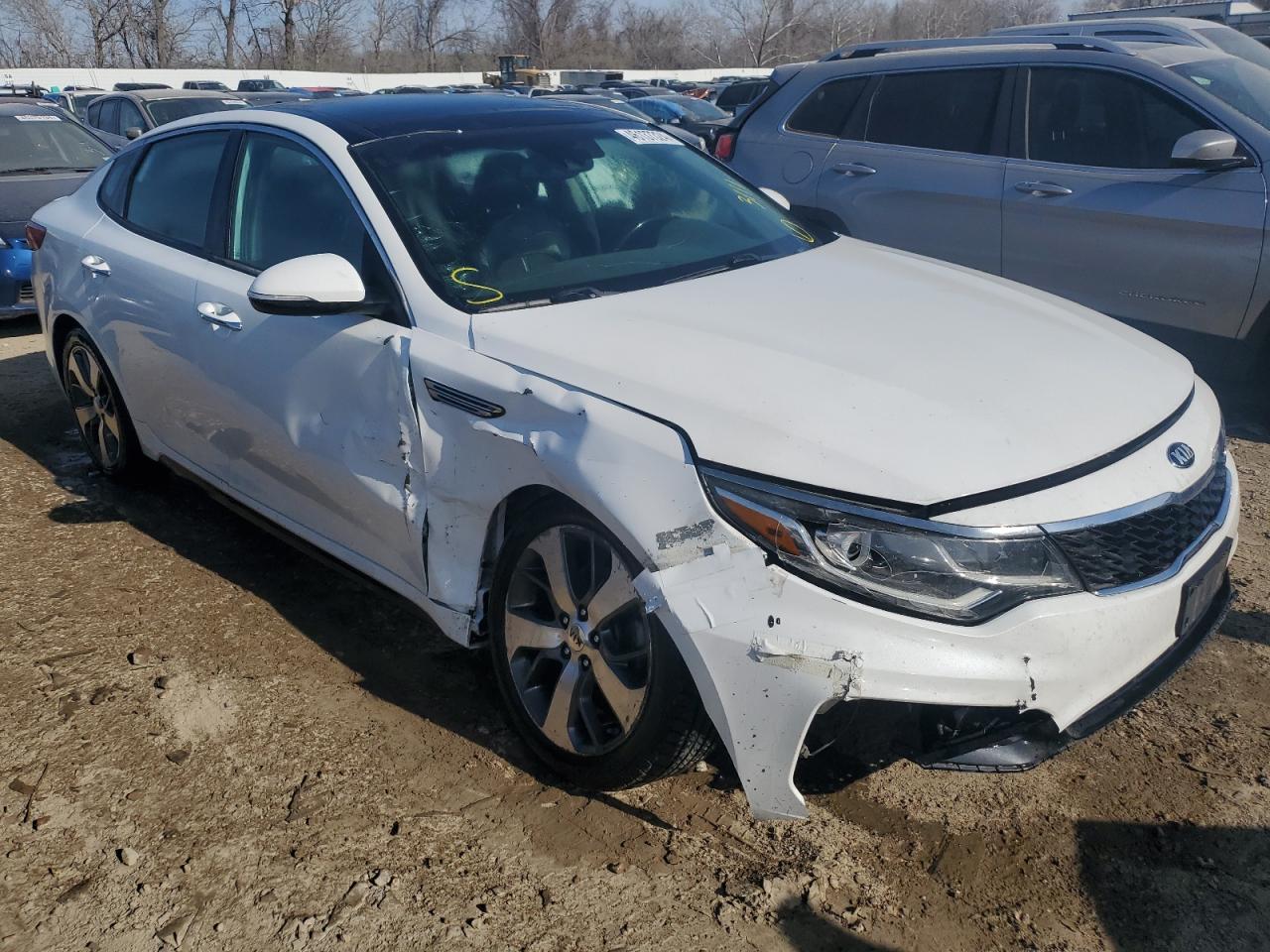2019 KIA Optima VIN 5XXGT4L37KG366042 Copart auction photo, front end damage thumbnail 4