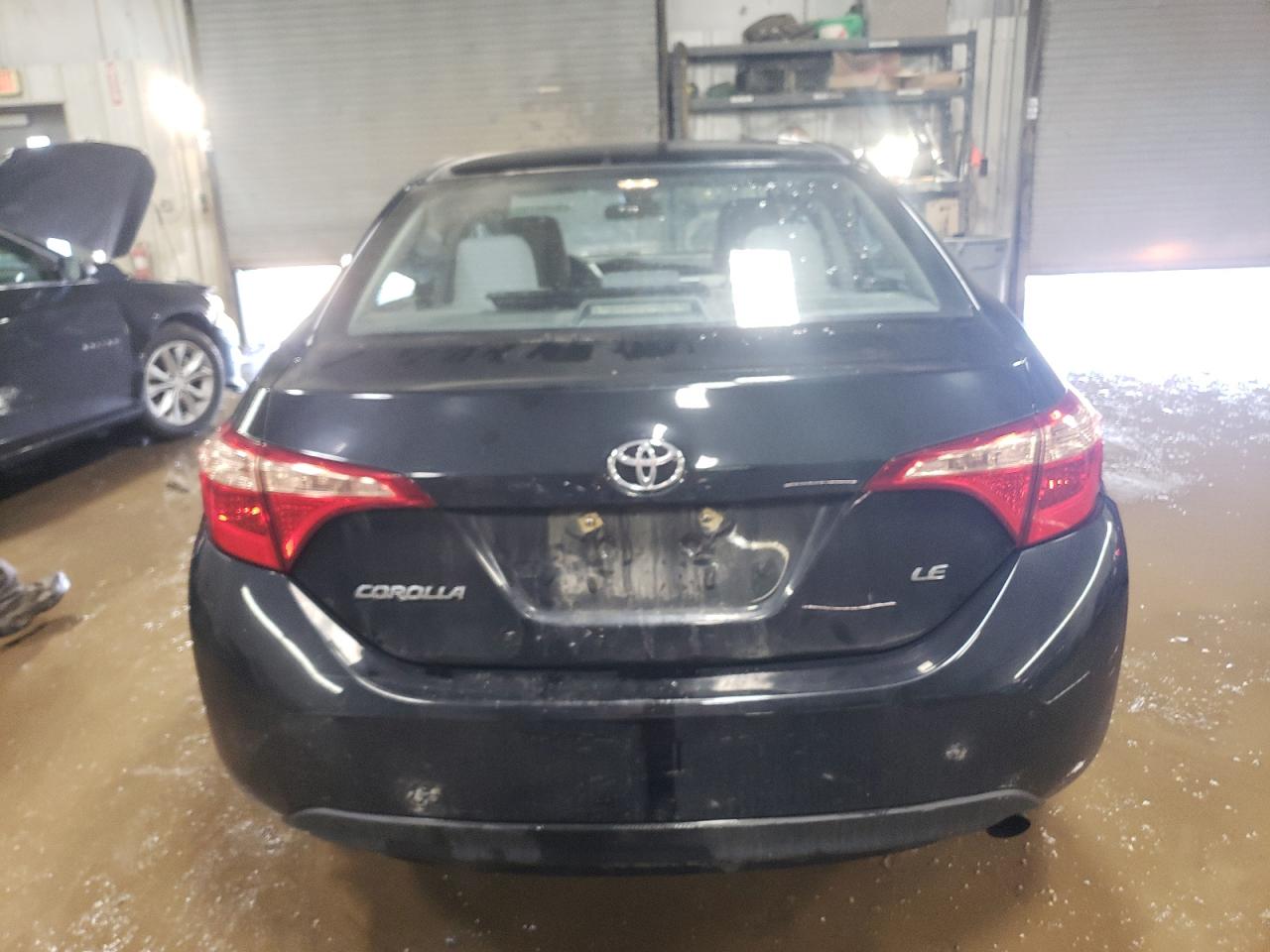 2017 Toyota Corolla VIN 2T1BURHE8HC869531 Copart auction photo, front end / minor dent/scratches damage thumbnail 6