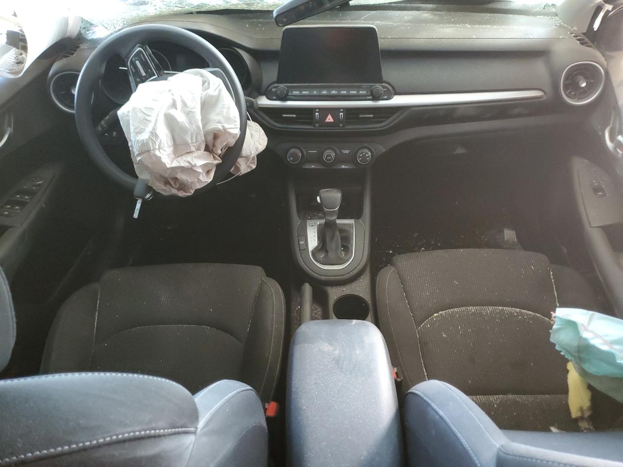 2021 KIA Forte VIN 3KPF24AD9ME386900 Copart auction photo, all over / mechanical damage thumbnail 8