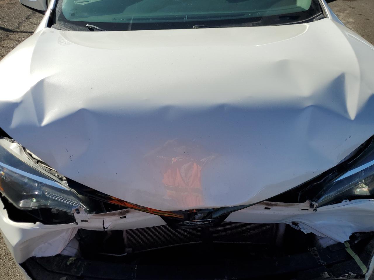 2018 Toyota Corolla VIN 5YFBURHE9JP814186 Copart auction photo, front end damage thumbnail 11