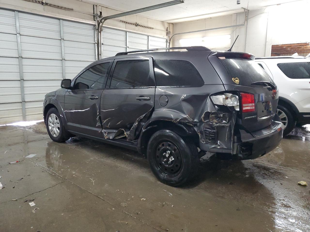 2018 Dodge Journey VIN 3C4PDCAB9JT381520 Copart auction photo, side / rear end damage thumbnail 2