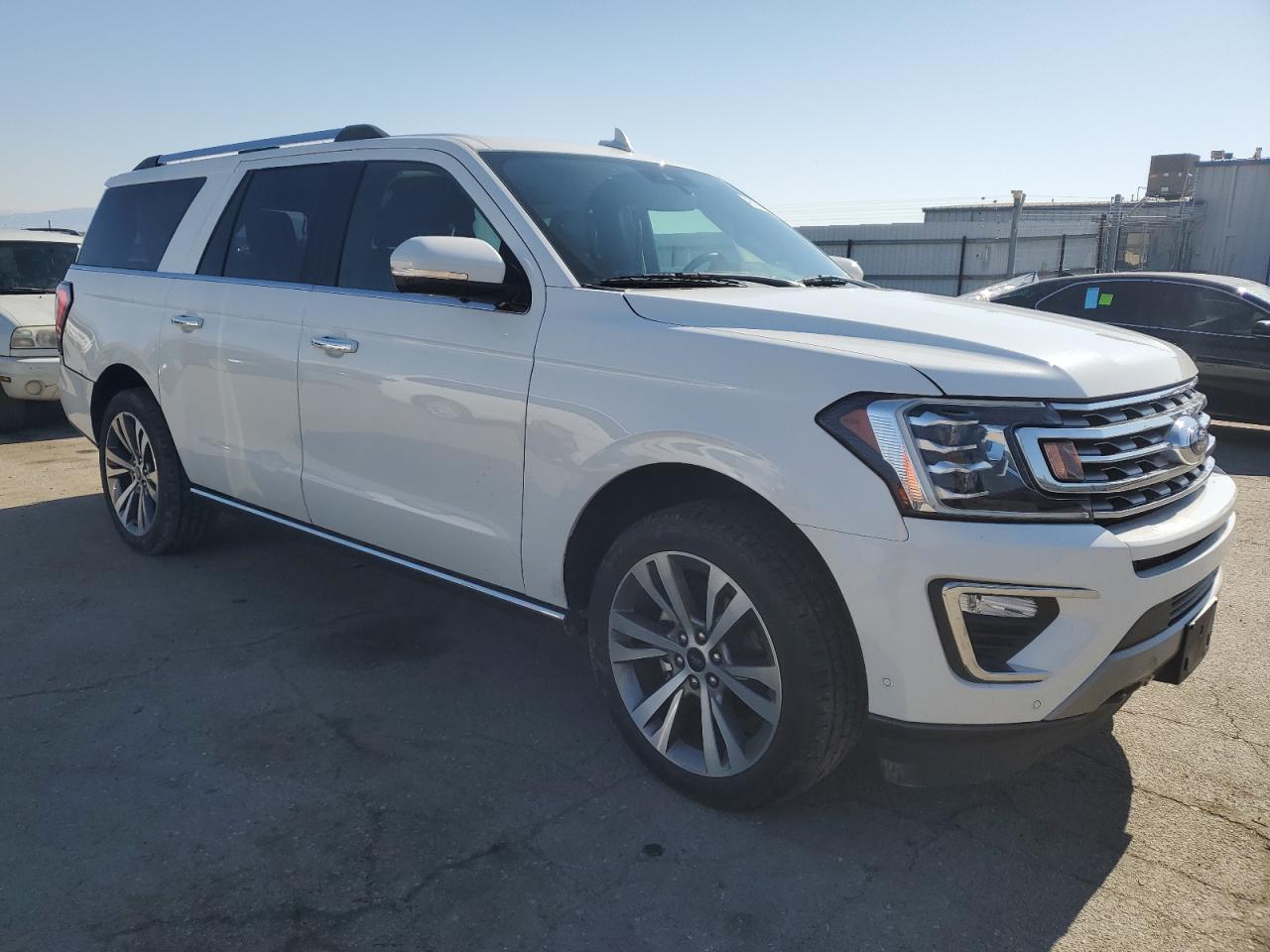 2020 Ford Expedition VIN 1FMJK2AT8LEB02099 Copart auction photo, side / rear end damage thumbnail 4