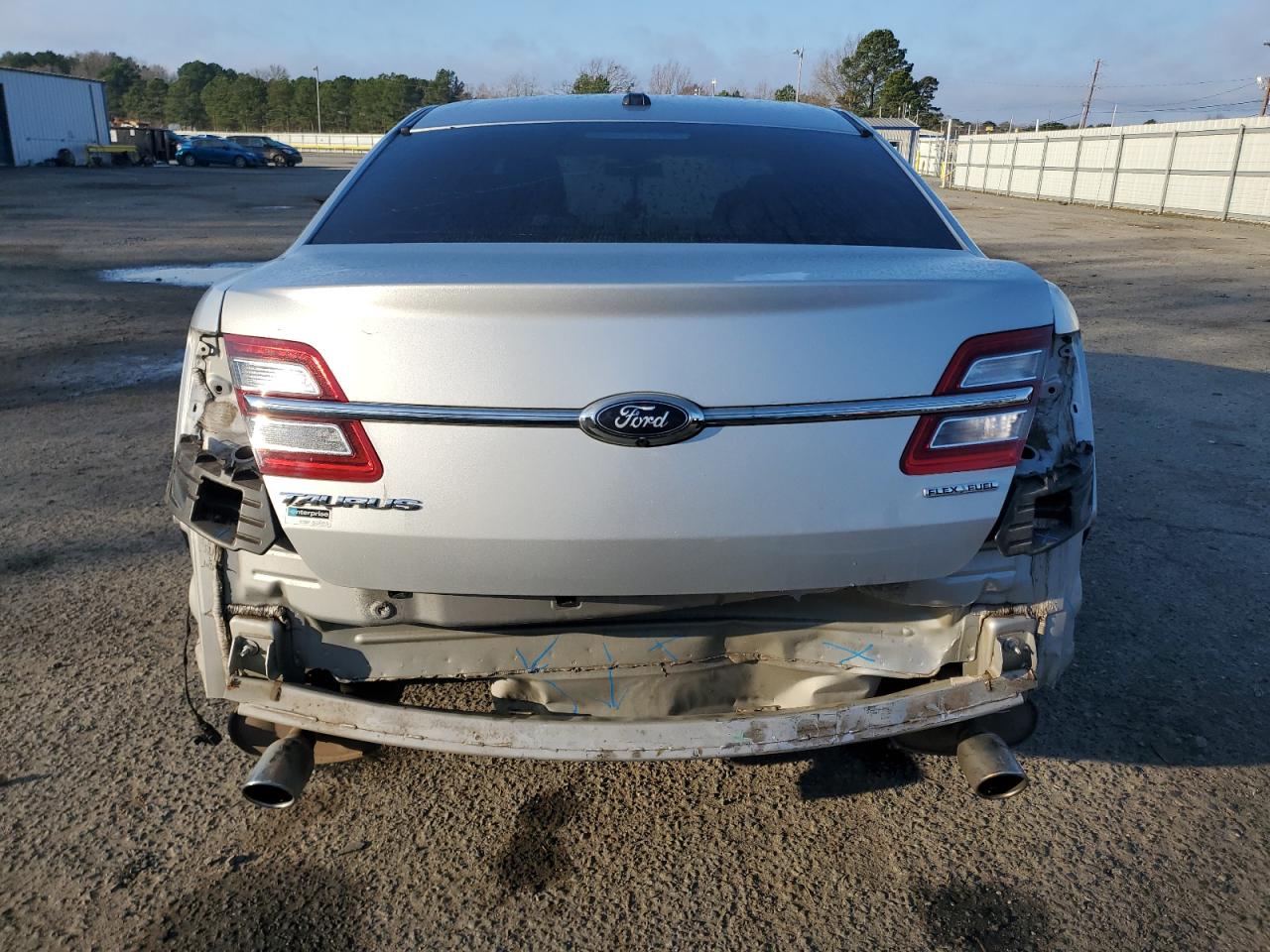 2016 Ford Taurus VIN 1FAHP2D8XGG133611 Copart auction photo, rear end / minor dent/scratches damage thumbnail 6