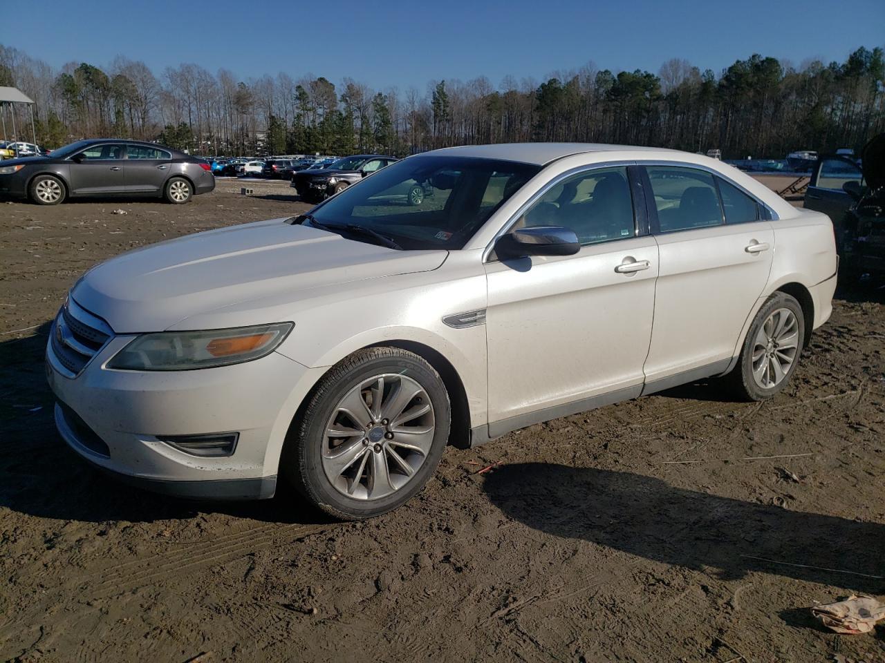 2010 Ford Taurus VIN 1FAHP2FW0AG152140