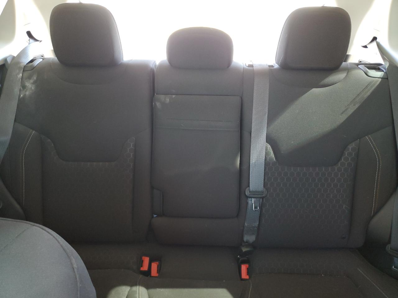 2018 Jeep Compass VIN 3C4NJCAB5JT240637 Copart auction photo, front end / mechanical damage thumbnail 10