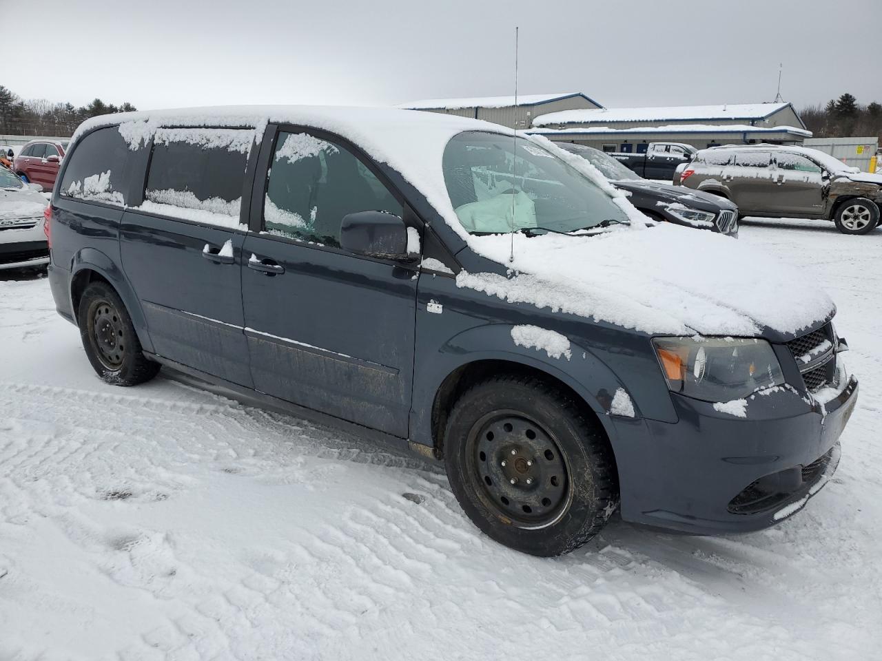 2014 Dodge Caravan VIN 2C4RDGBG9ER465842 Copart auction photo, front end damage thumbnail 4