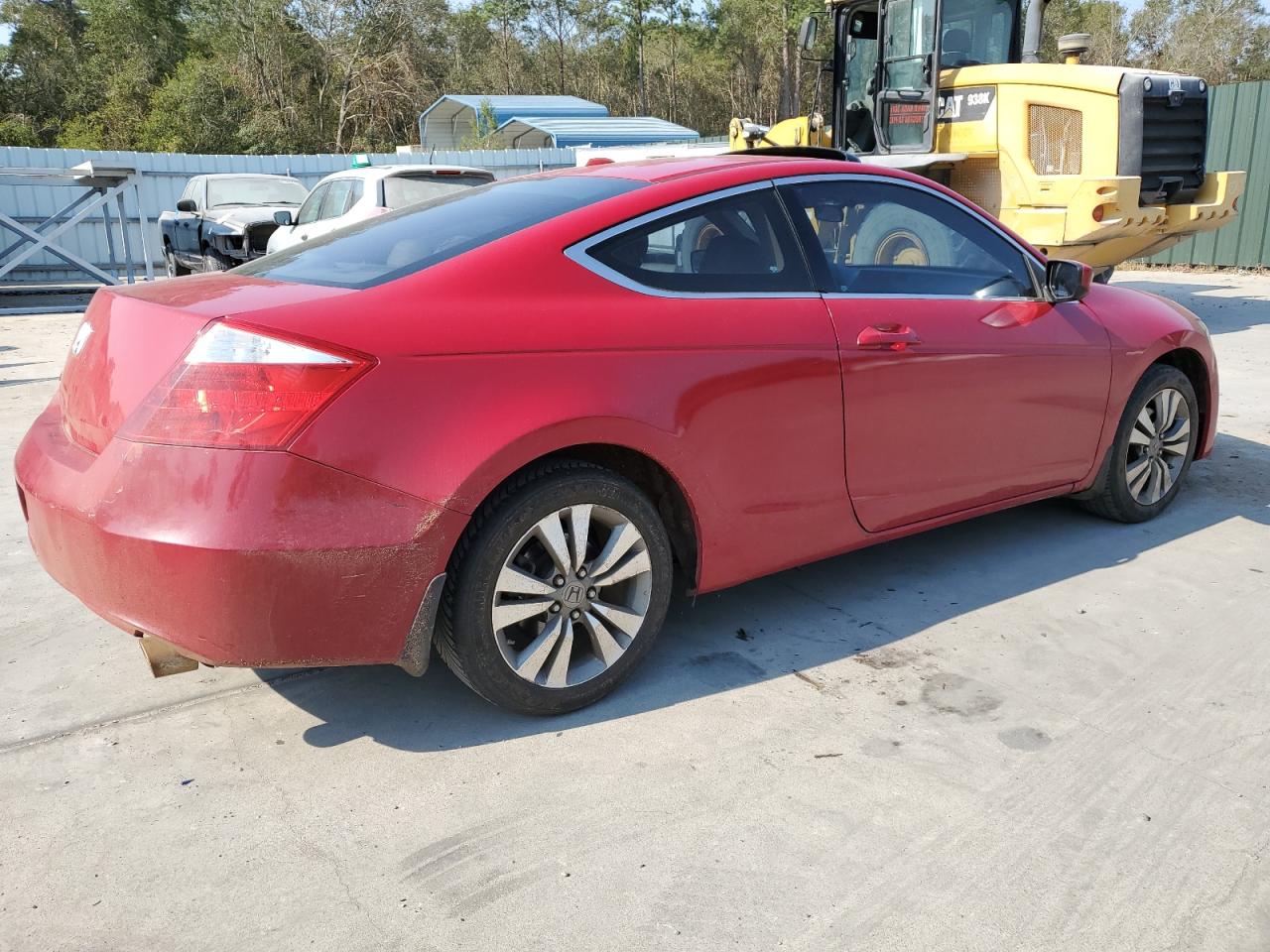 2010 Honda Accord VIN 1HGCS1B81AA005768 Copart auction photo, water/flood / all over damage thumbnail 3