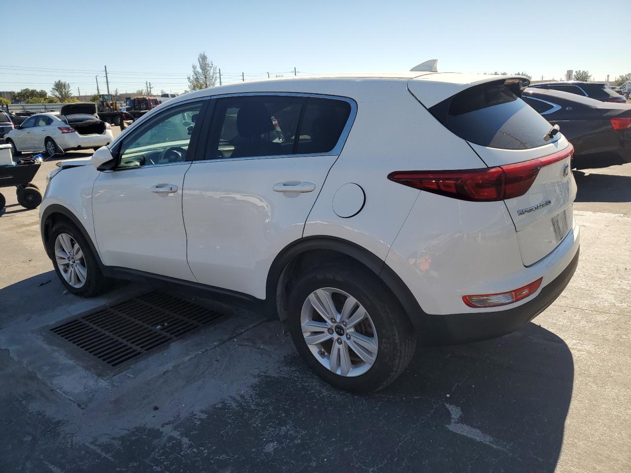 2019 KIA Sportage VIN KNDPM3ACXK7578503 Copart auction photo, front end damage thumbnail 2