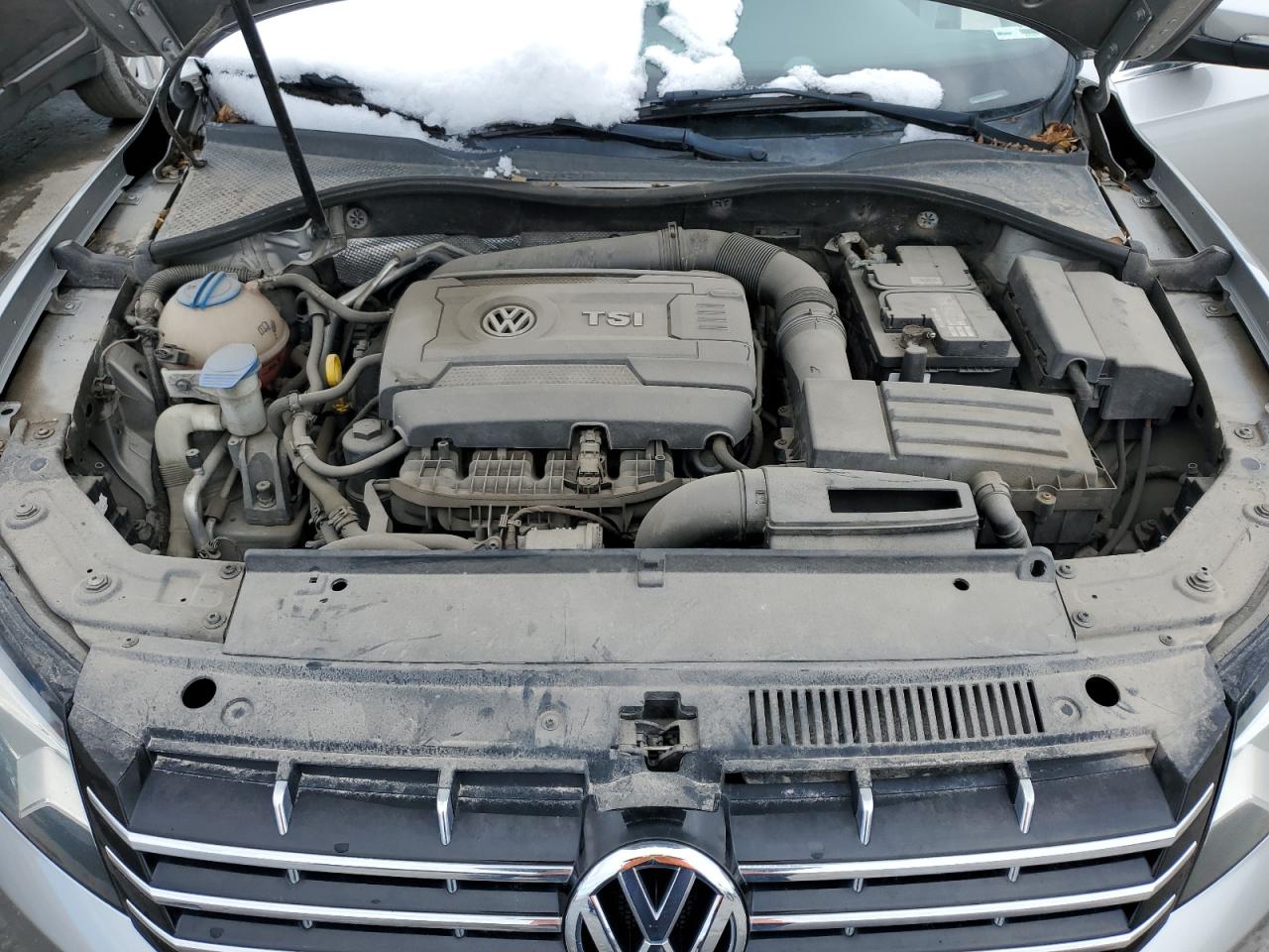 2014 Volkswagen Passat VIN 1VWCT7A30EC008902 Copart auction photo, minor dent/scratches damage thumbnail 11