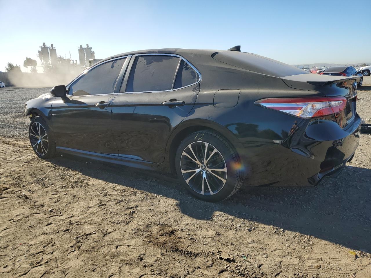 2019 Toyota Camry VIN 4T1B11HK4KU772204 Copart auction photo, front end damage thumbnail 2