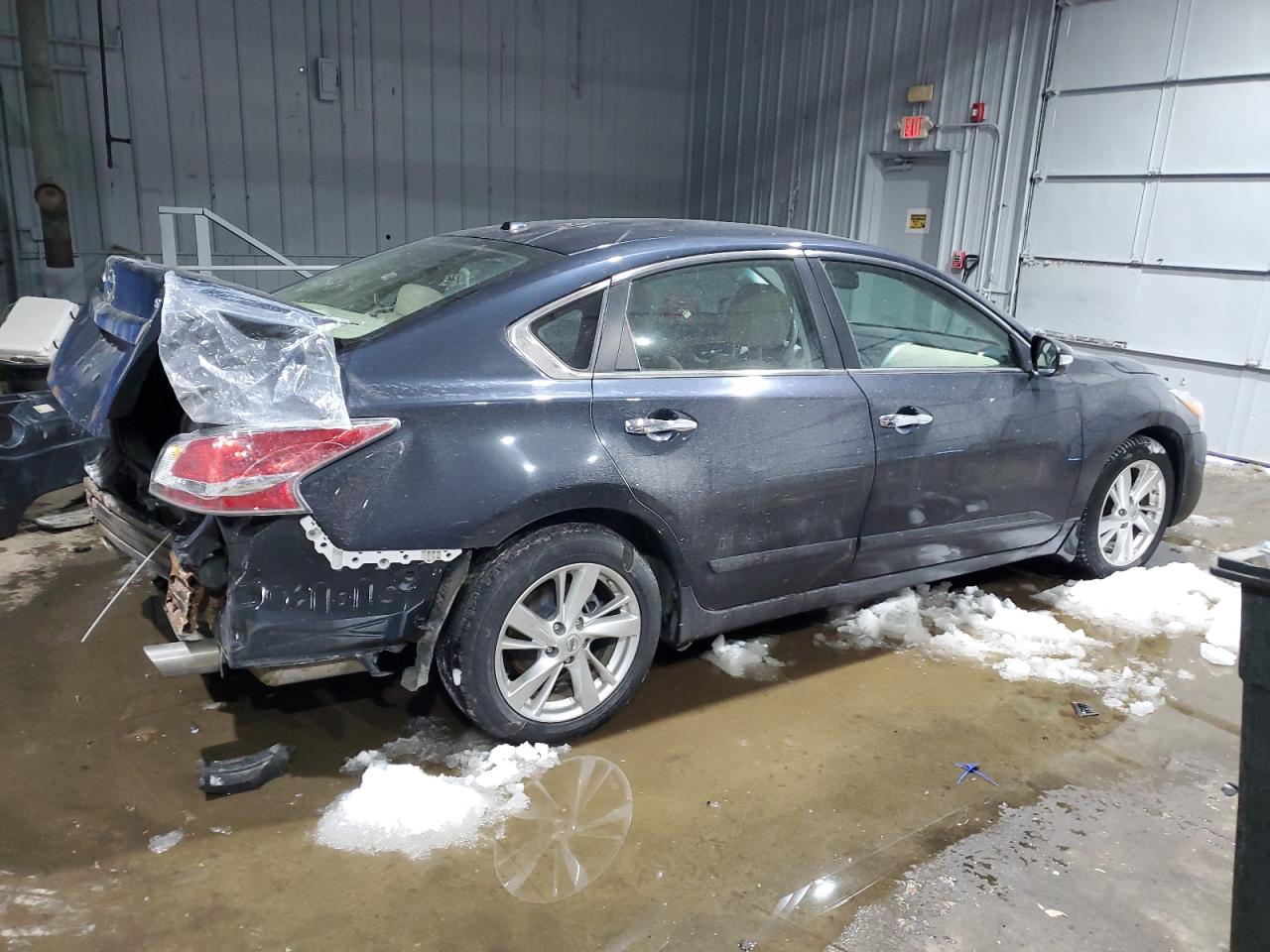 2015 Nissan Altima VIN 1N4AL3AP2FC110344 Copart auction photo, rear end / front end damage thumbnail 3