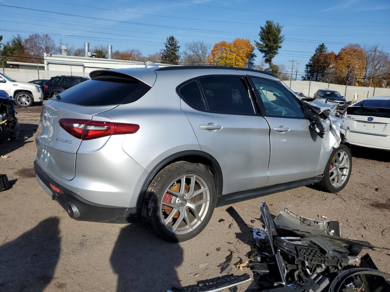 2018 Alfa Romeo Stelvio VIN ZASFAKNN9J7B73541 Copart auction photo, front end damage thumbnail 3