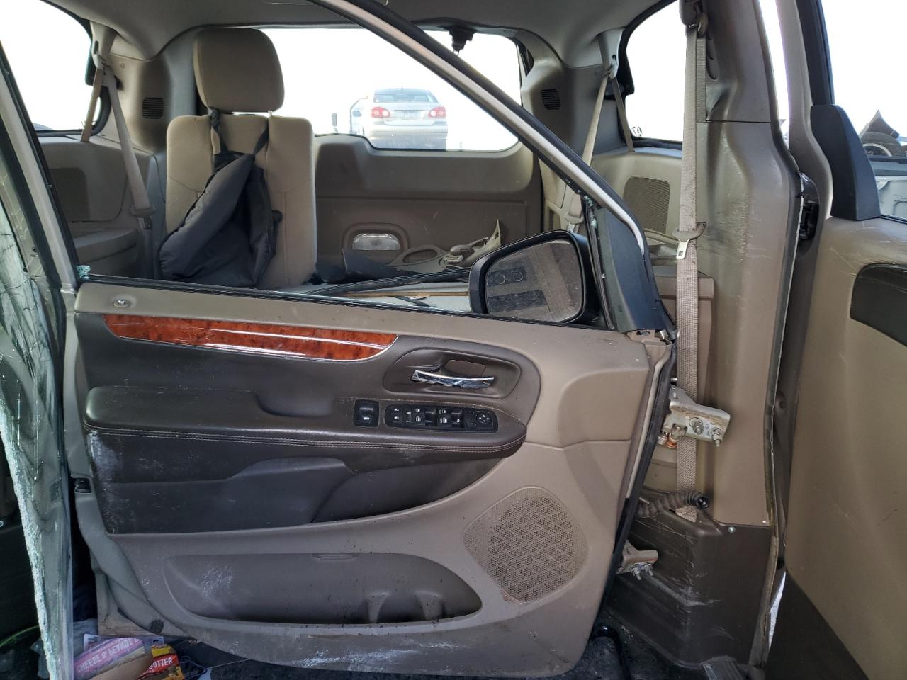 2012 Chrysler Town & Country VIN 2C4RC1BG6CR410780 Copart auction photo, front end / side damage thumbnail 10