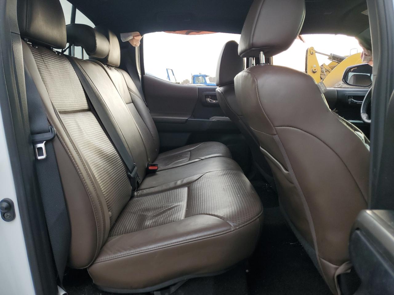 2020 Toyota Tacoma VIN 3TMGZ5AN9LM296052 Copart auction photo, front end / side damage thumbnail 10