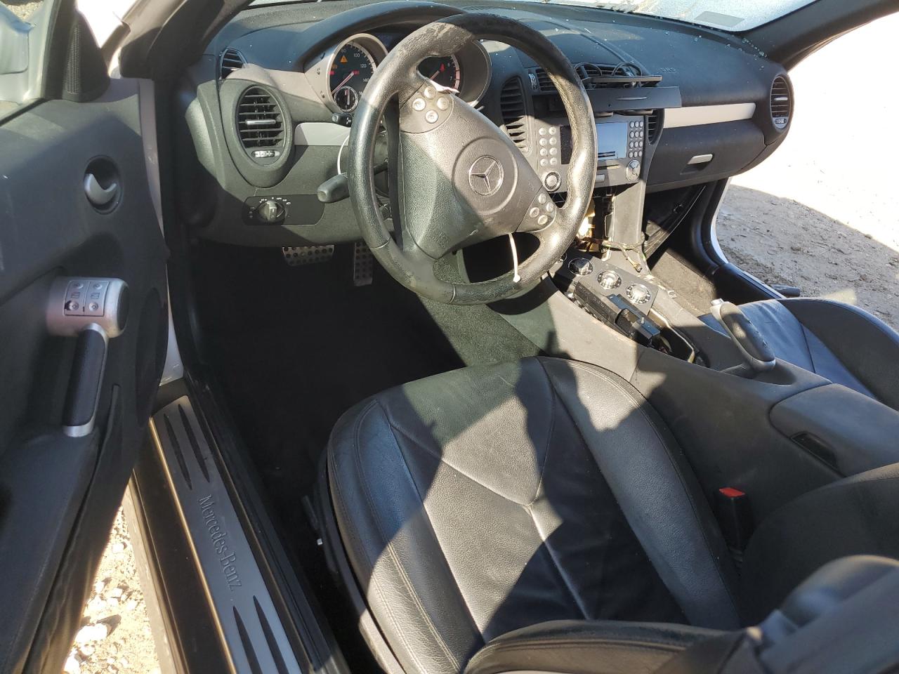 2006 Mercedes-Benz SLK-klasse VIN WDBWK54F16F075925 Copart auction photo, side damage thumbnail 8