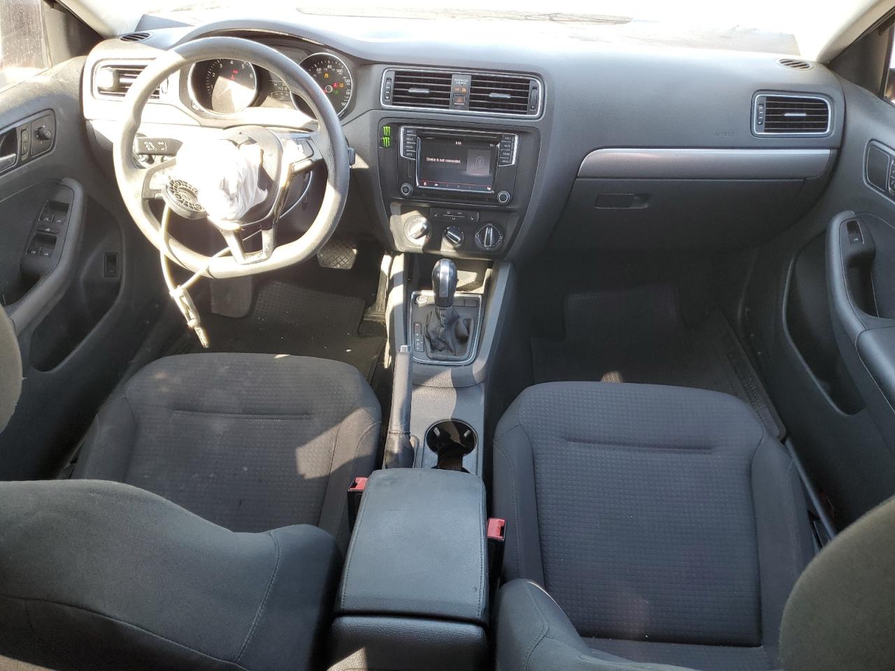 2016 Volkswagen Jetta VIN 3VWD67AJ4GM319650 Copart auction photo, front end / top/roof damage thumbnail 8