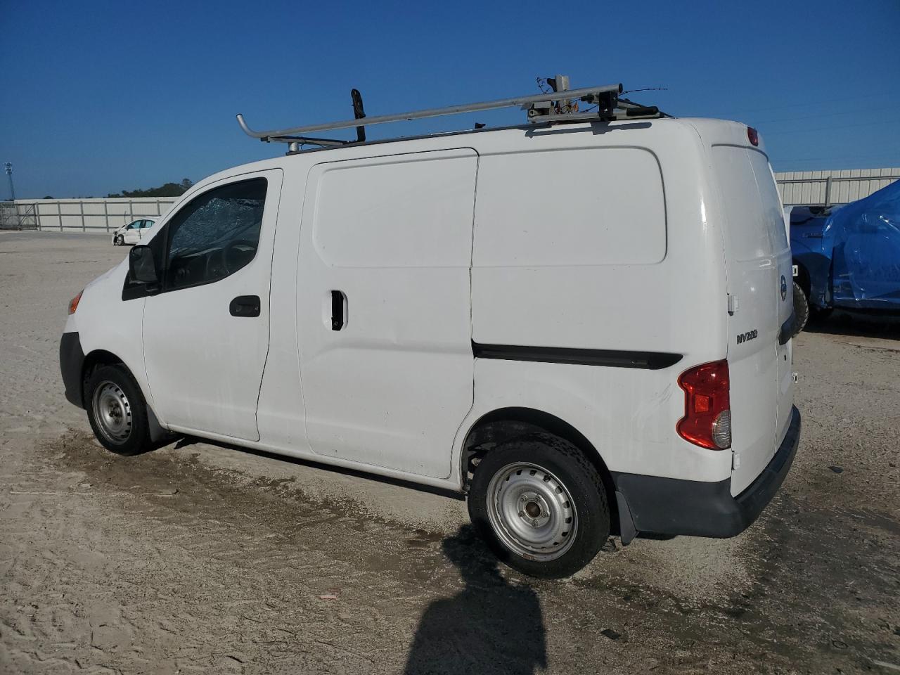 2016 Nissan NV VIN 3N6CM0KN0GK693579 Copart auction photo, top/roof / minor dent/scratches damage thumbnail 2