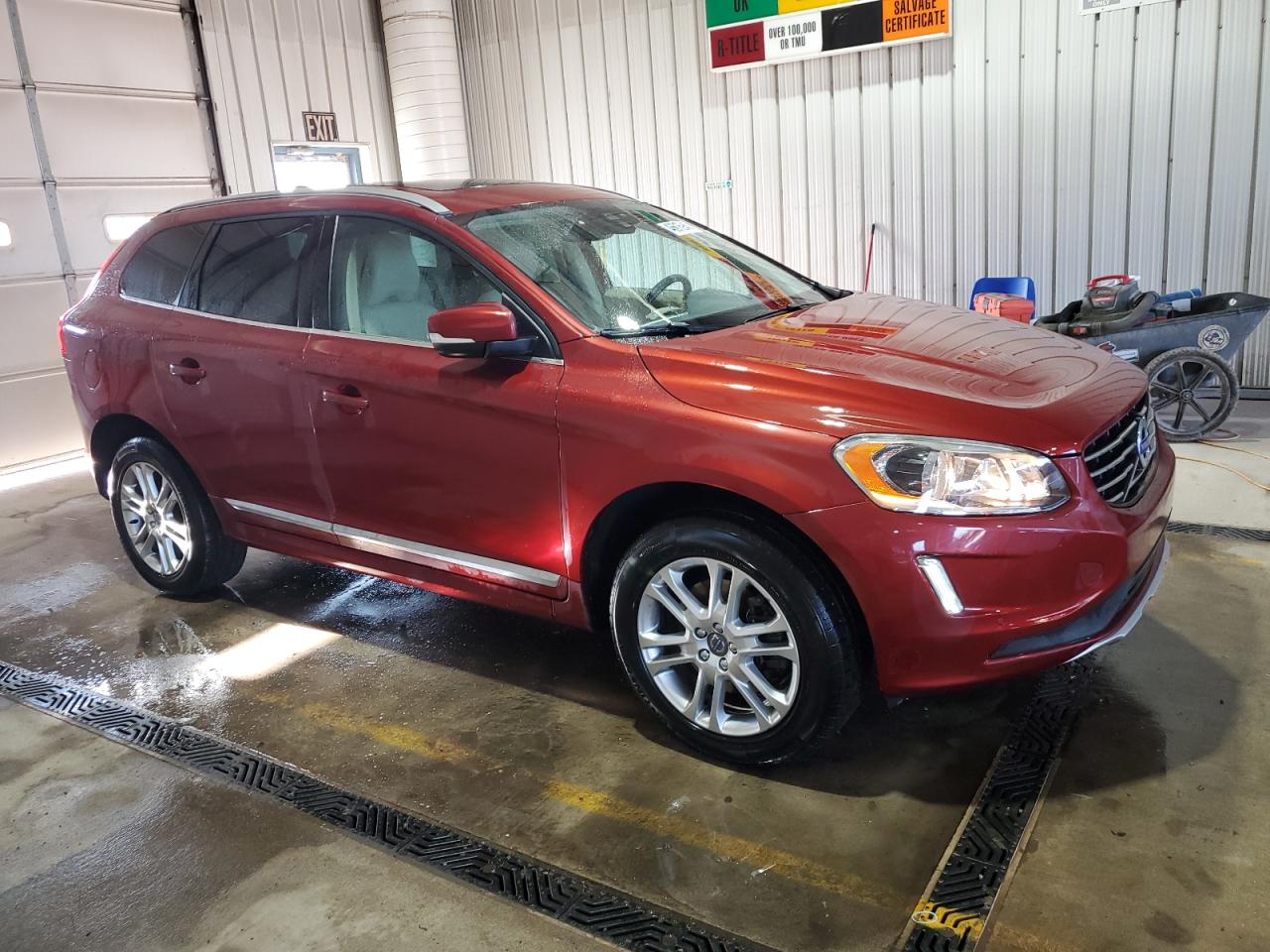 2015 Volvo XC60 VIN YV4612RK0F2706113 Copart auction photo, side / minor dent/scratches damage thumbnail 4