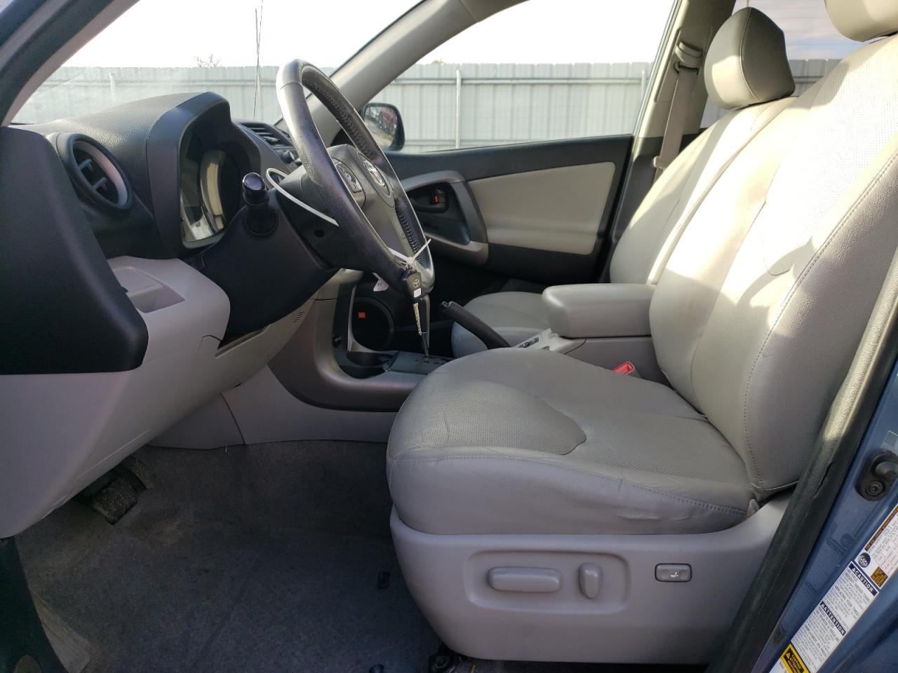 2008 Toyota RAV 4 VIN JTMBK31V885044454 Copart auction photo, front end / side damage thumbnail 7