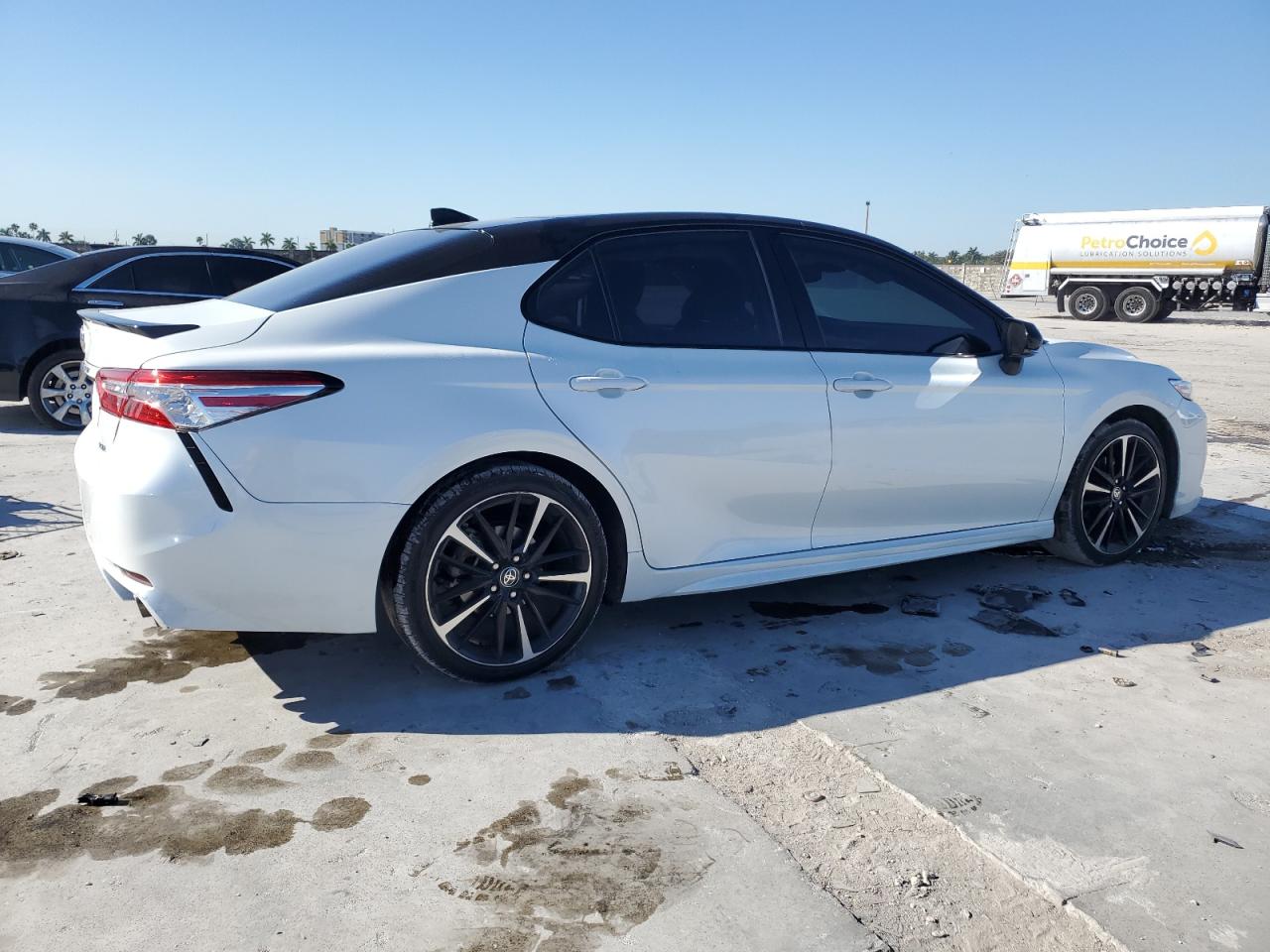 2020 Toyota Camry VIN 4T1K61AKXLU381135 Copart auction photo, rear end / side damage thumbnail 3