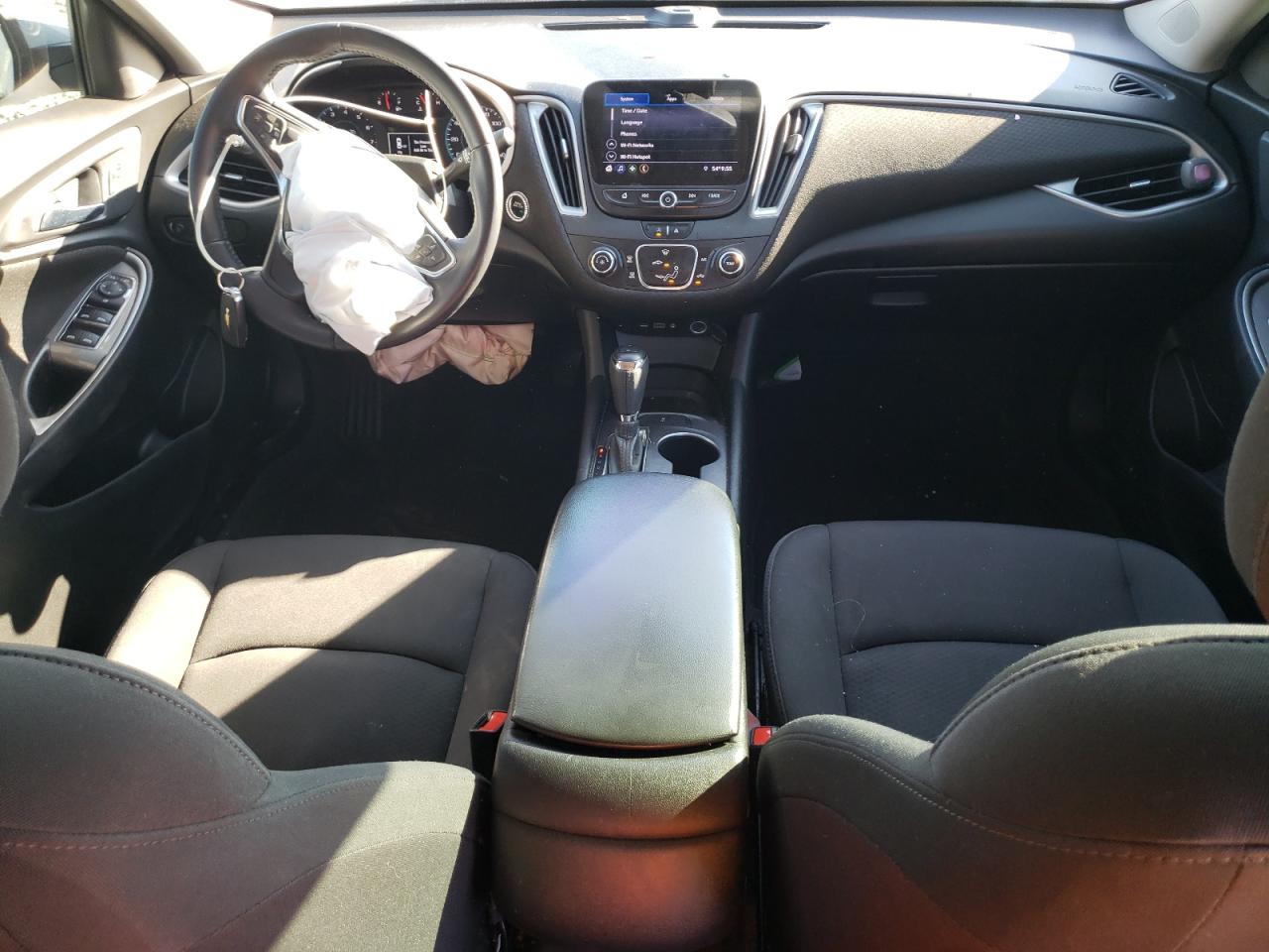 2020 Chevrolet Malibu VIN 1G1ZG5ST8LF134420 Copart auction photo, front end / minor dent/scratches damage thumbnail 8
