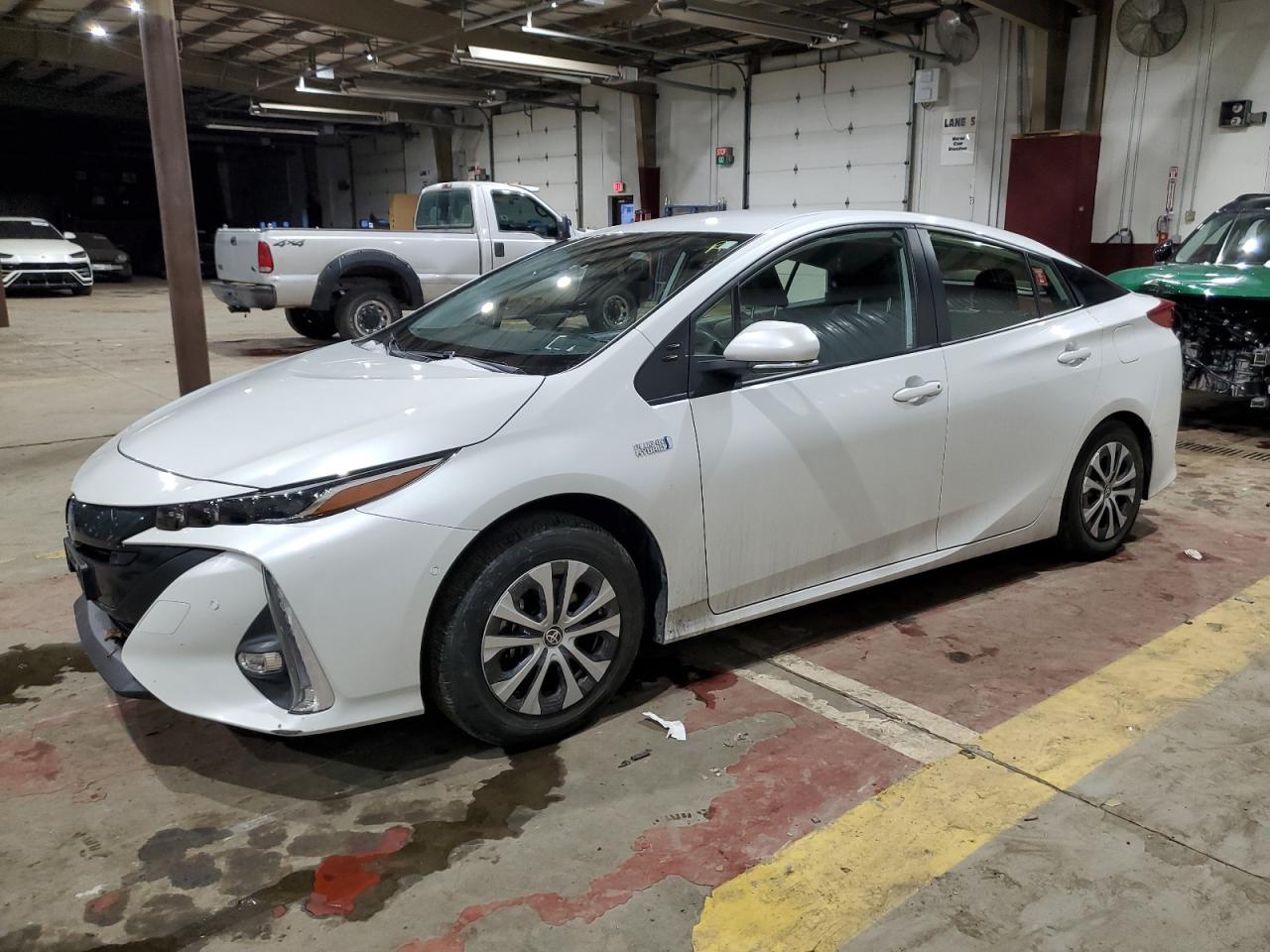2022 Toyota Prius VIN JTDKAMFP8N3213222