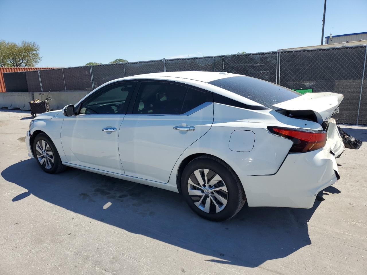 2020 Nissan Altima VIN 1N4BL4BV1LC200314 Copart auction photo, rear end damage thumbnail 2