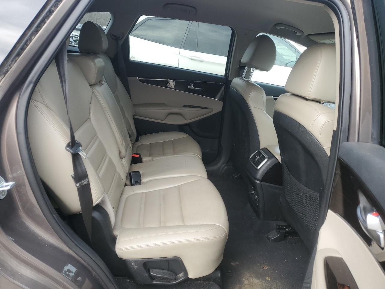2019 KIA Sorento VIN 5XYPH4A56KG532004 Copart auction photo, front end / minor dent/scratches damage thumbnail 11