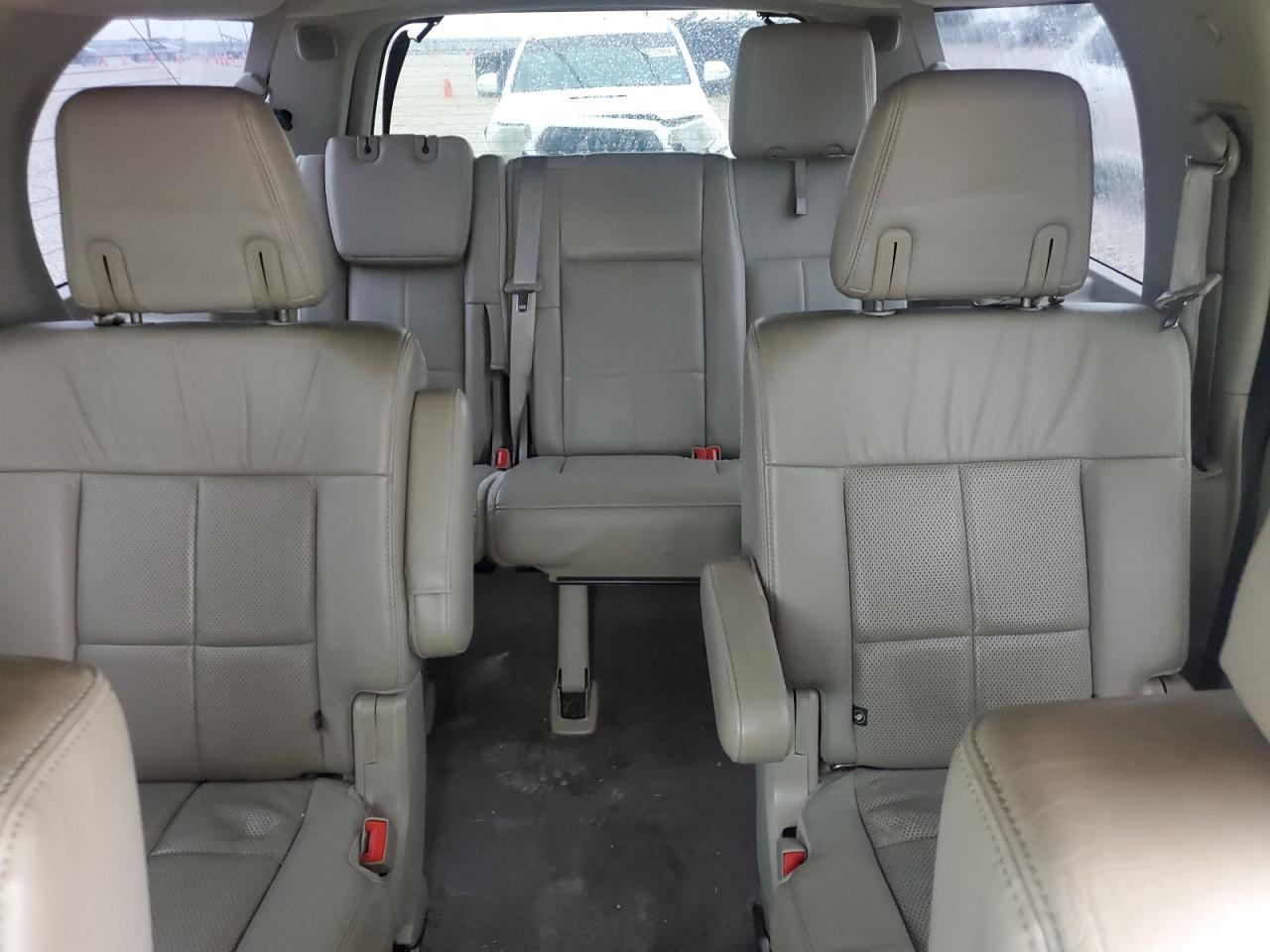 2014 Lincoln Navigator VIN 5LMJJ3H52EEL04047 Copart auction photo, front end damage thumbnail 10