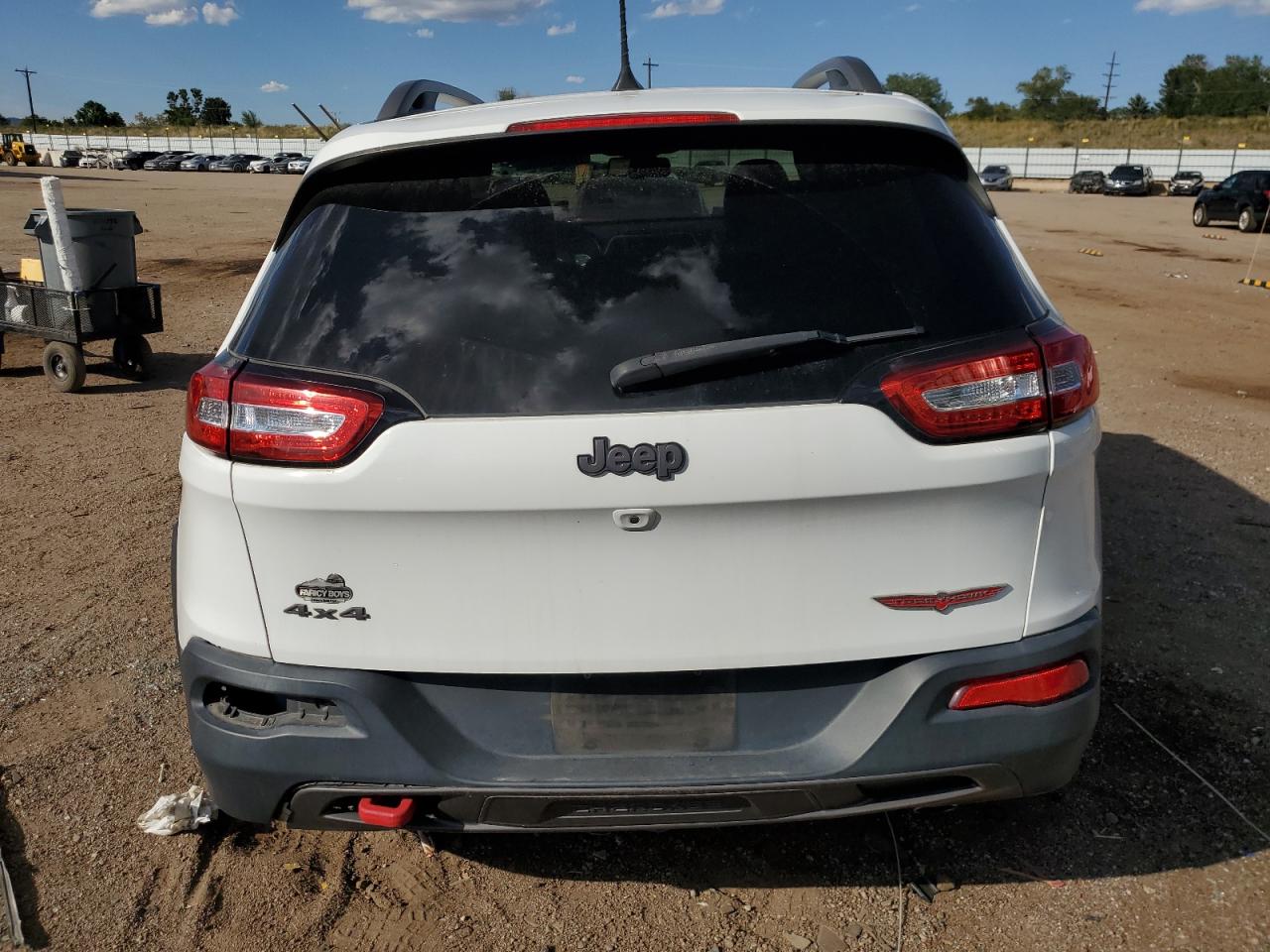 2016 Jeep Cherokee VIN 1C4PJMBS6GW183753 Copart auction photo, side / rear end damage thumbnail 6