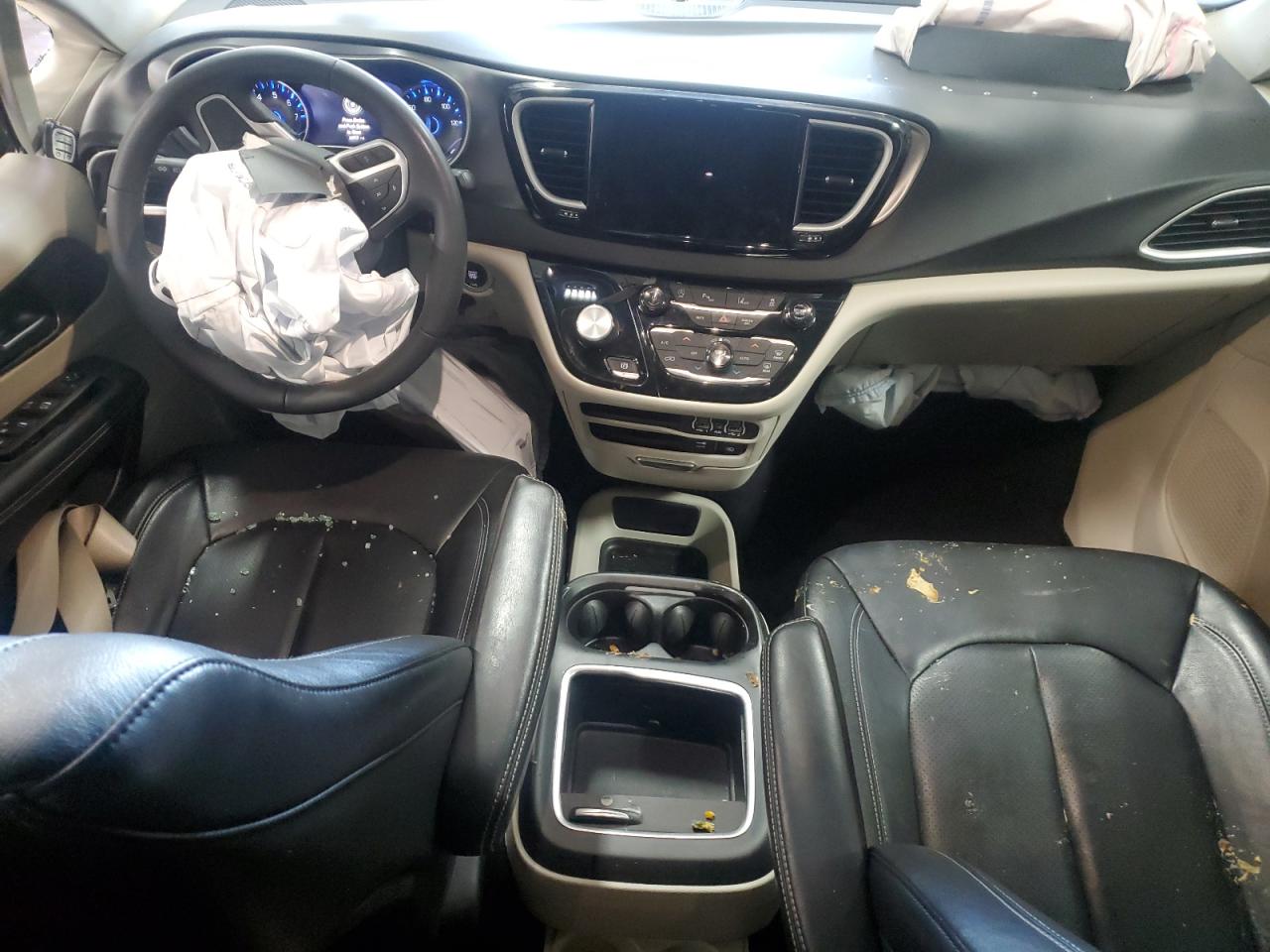 2022 Chrysler Pacifica VIN 2C4RC1BGXNR135918 Copart auction photo, all over damage thumbnail 8