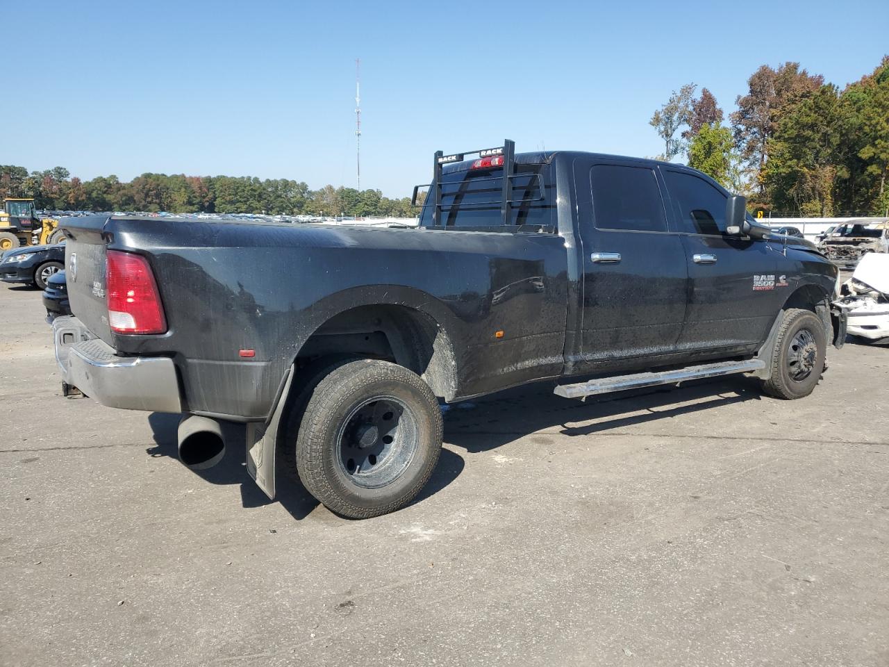 2017 RAM 3500 VIN 3C63RRGL8HG713007 Copart auction photo, front end damage thumbnail 3