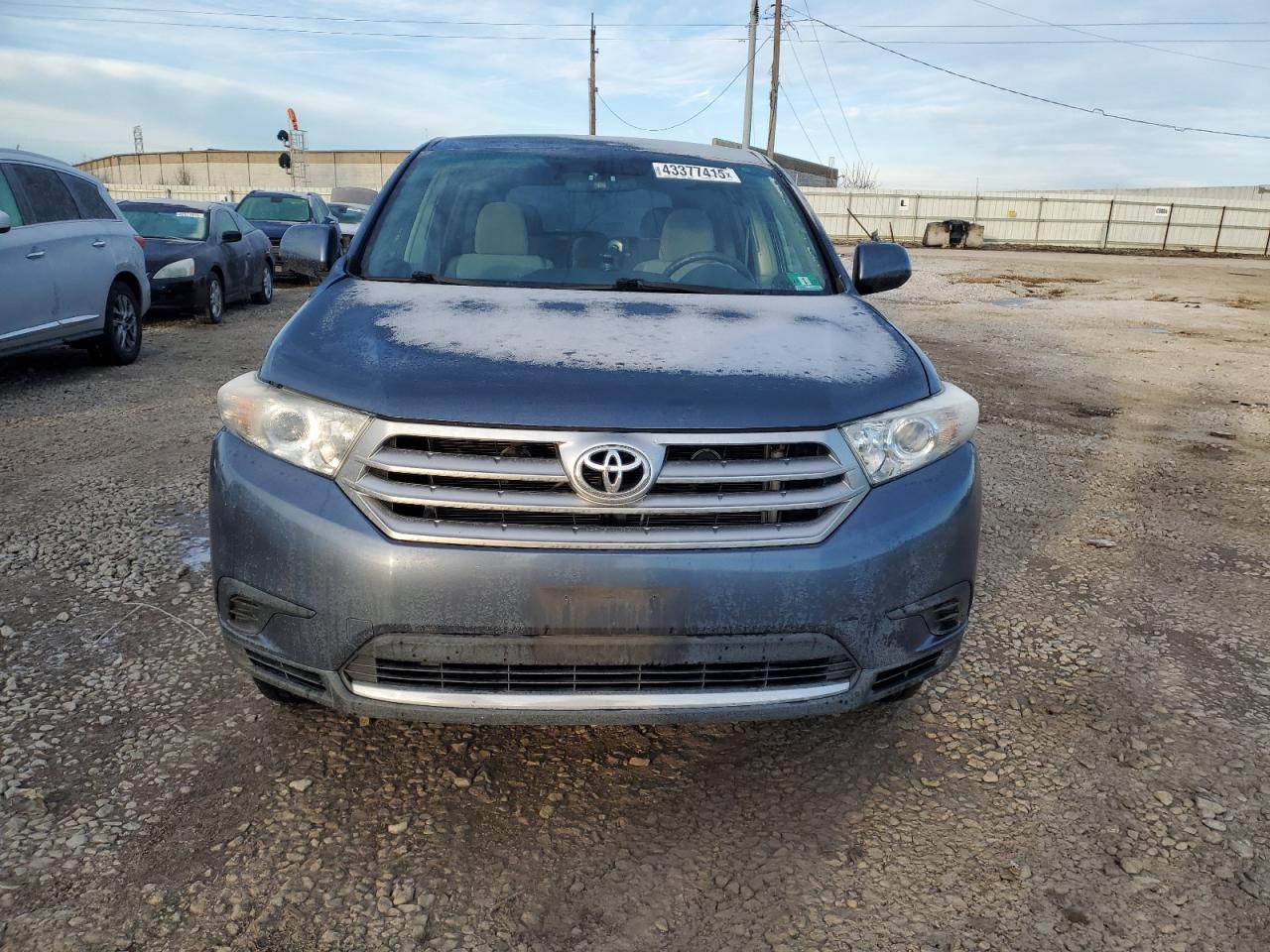 2013 Toyota Highlander VIN 5TDBK3EH4DS250749 Copart auction photo, front end / rear end damage thumbnail 5